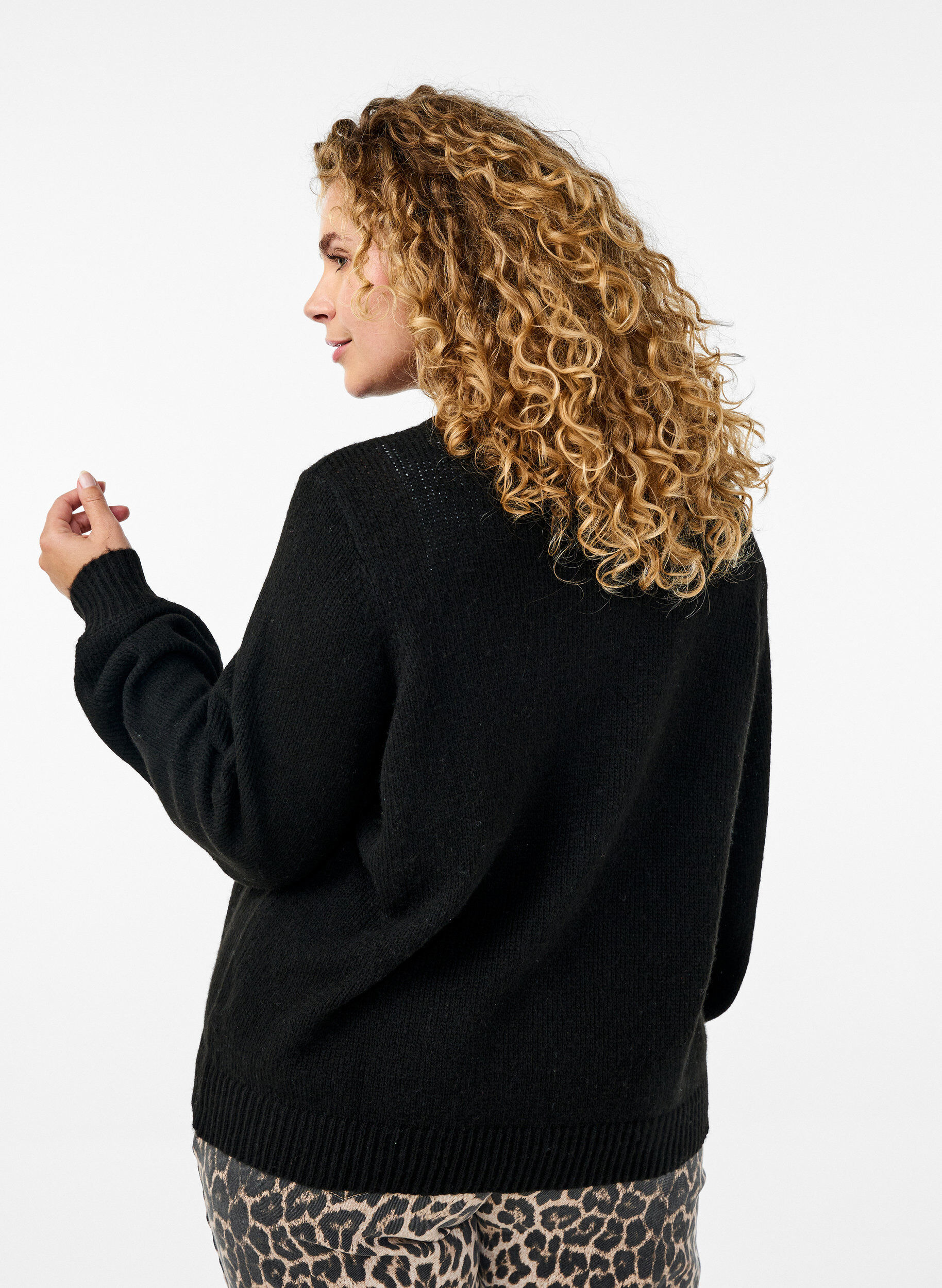 Strikcardigan med uld og knapper