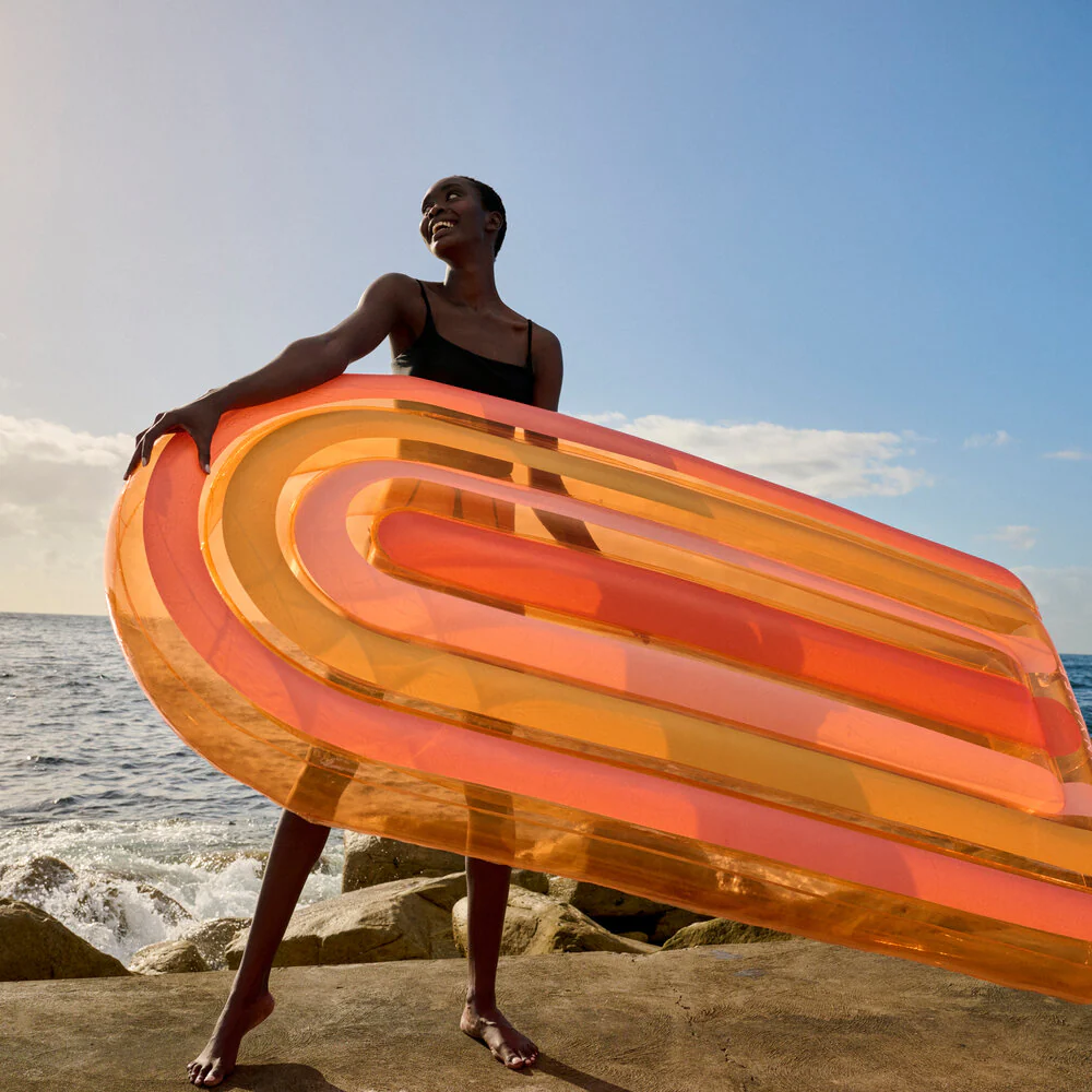 SUNNYLiFE  Luxe Lie-On Float luftmadras - Rainbow