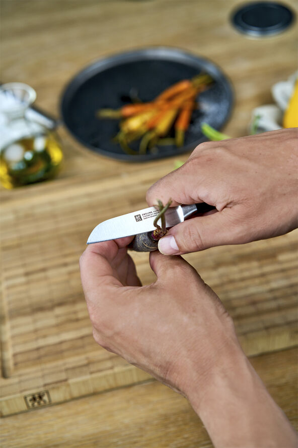 Zwilling FOUR STAR Urtekniv 9 cm Sort