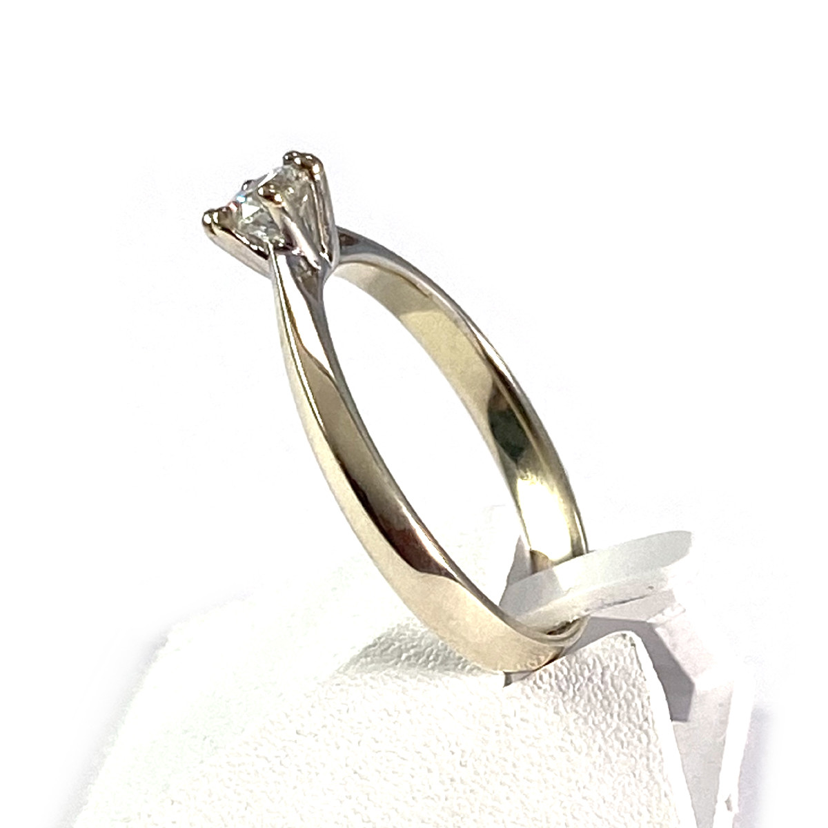 Bague d'occasion or 375 blanc diamant