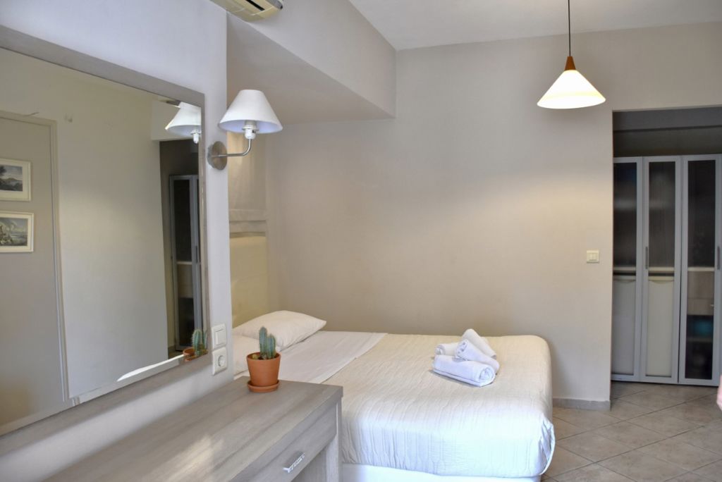 Pierros Appartementen Logies - Appartement