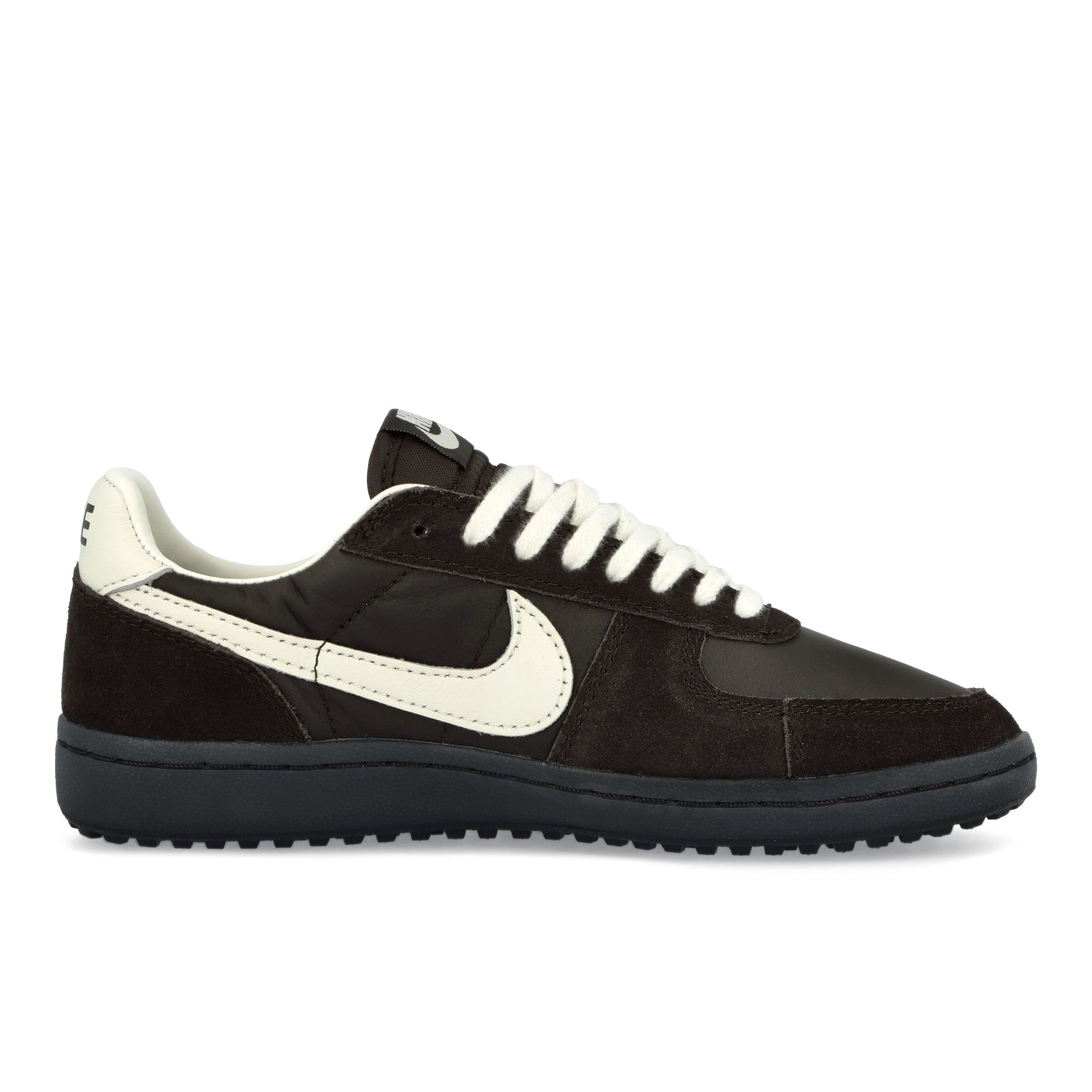 Nike<br>Wmns Field General