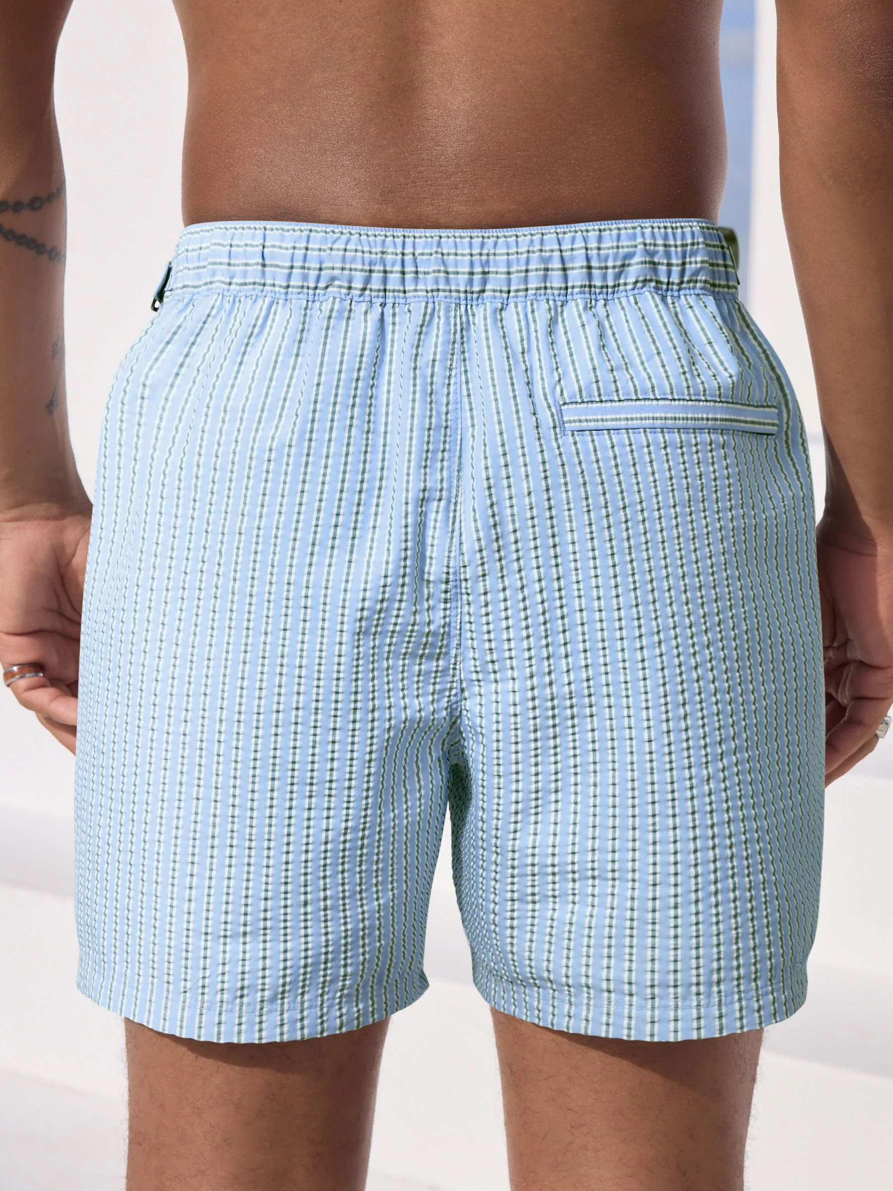 Lichtblauw, meerkleurig gestreept - Signature Tailored zwembroek met tailleband