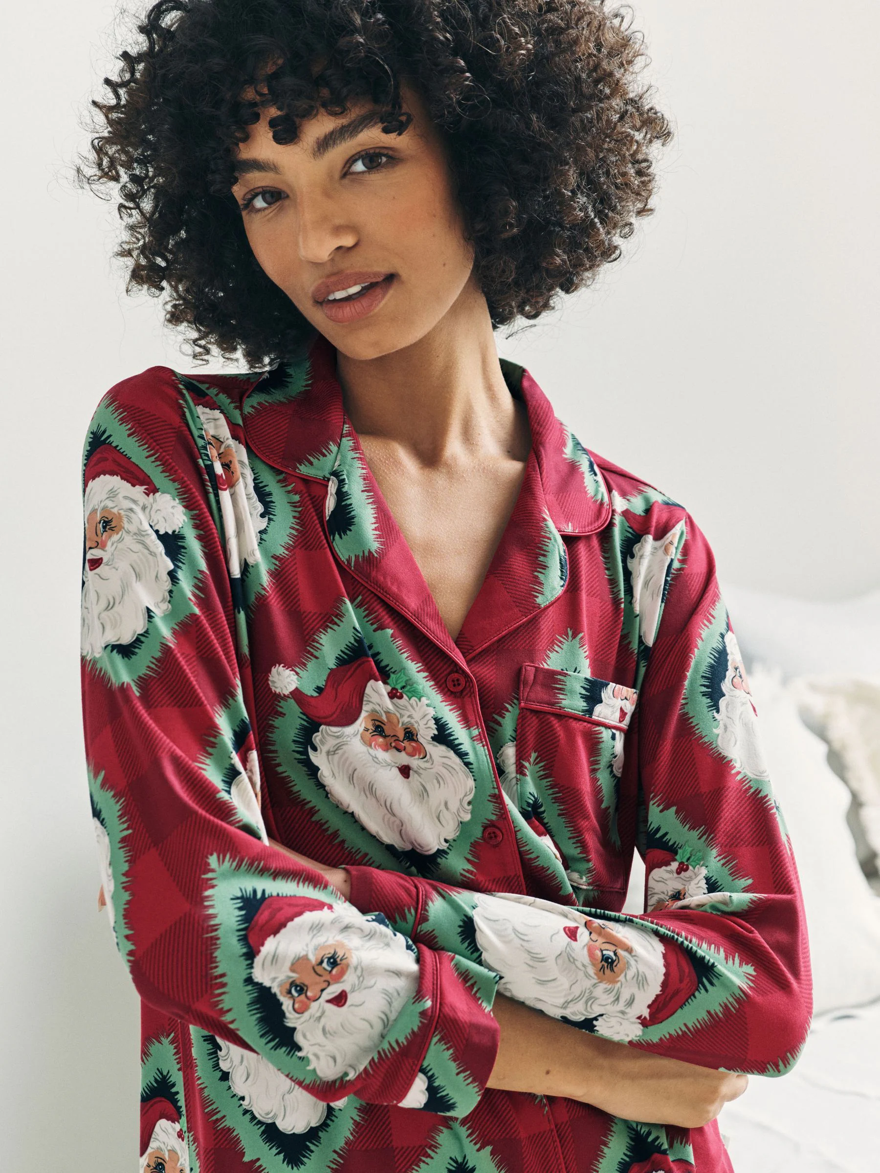 Chelsea Peers Christmas Jolly Santa Print Long Pyjamas Set