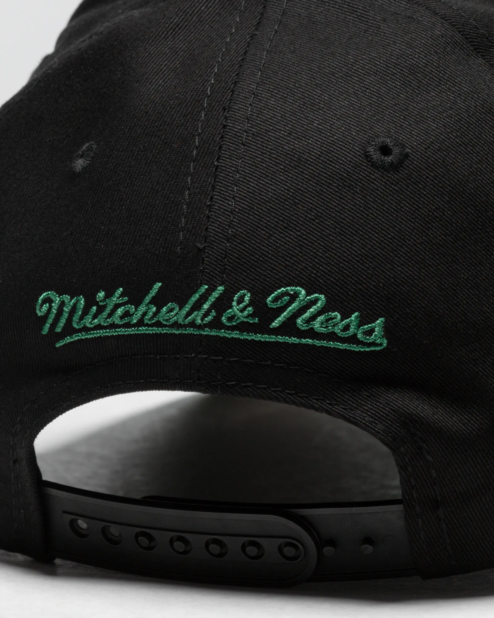 Mitchell & Ness HIGHLIGHT REAL BROWN SNAPBACK HWC