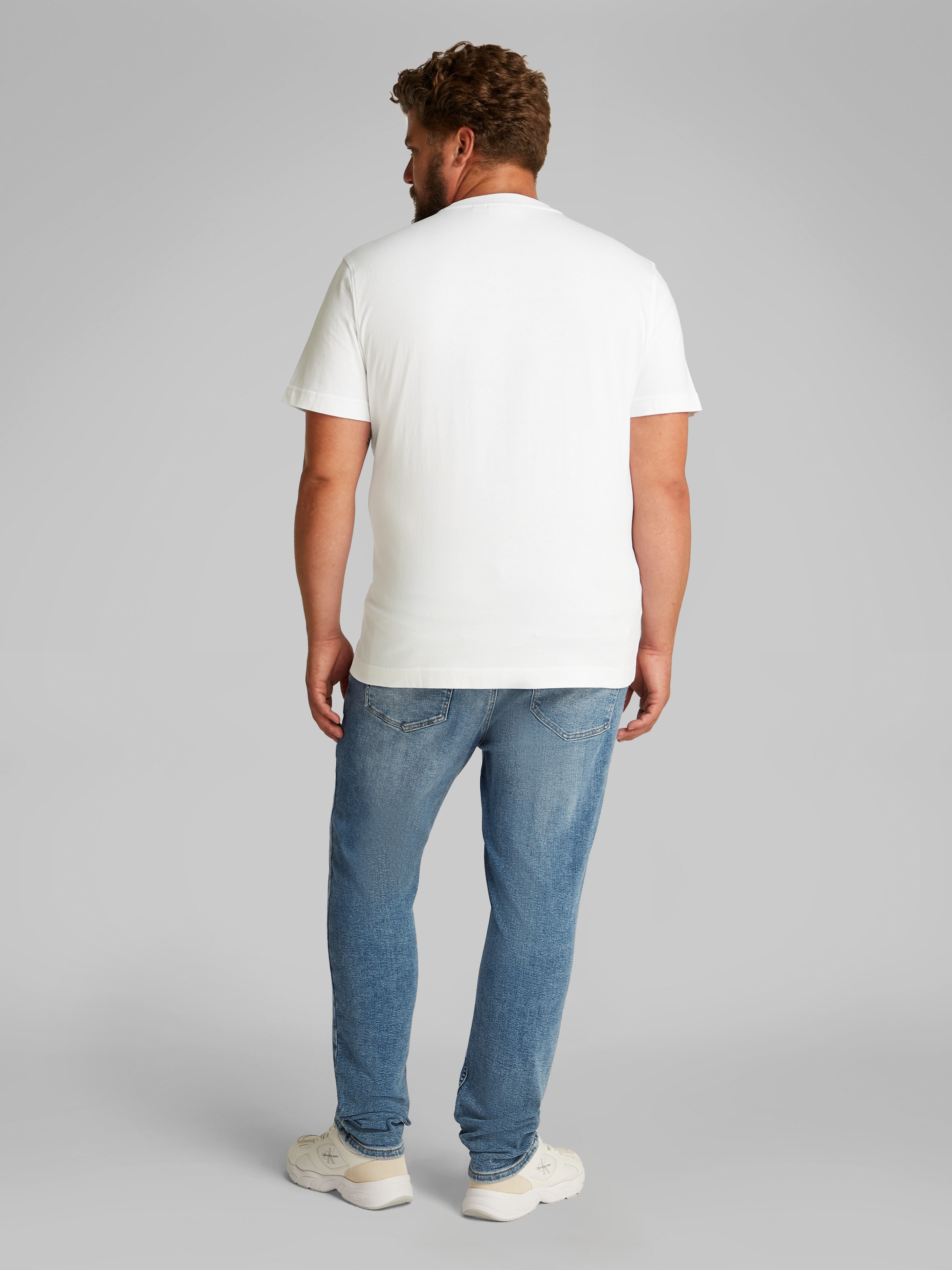 Calvin Klein Jeans Plus T-Shirt »PLUS WOVEN LABEL REGULAR TEE«, in grossen Grössen, mit kleinem Logo-Patch