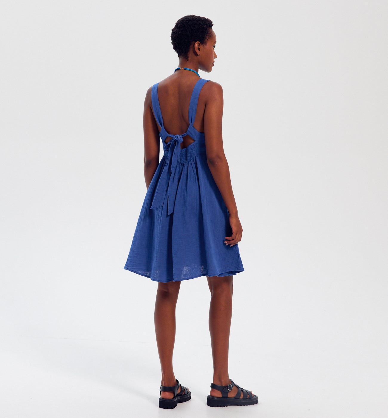 Robe dos nu en gaze de coton - Bleu