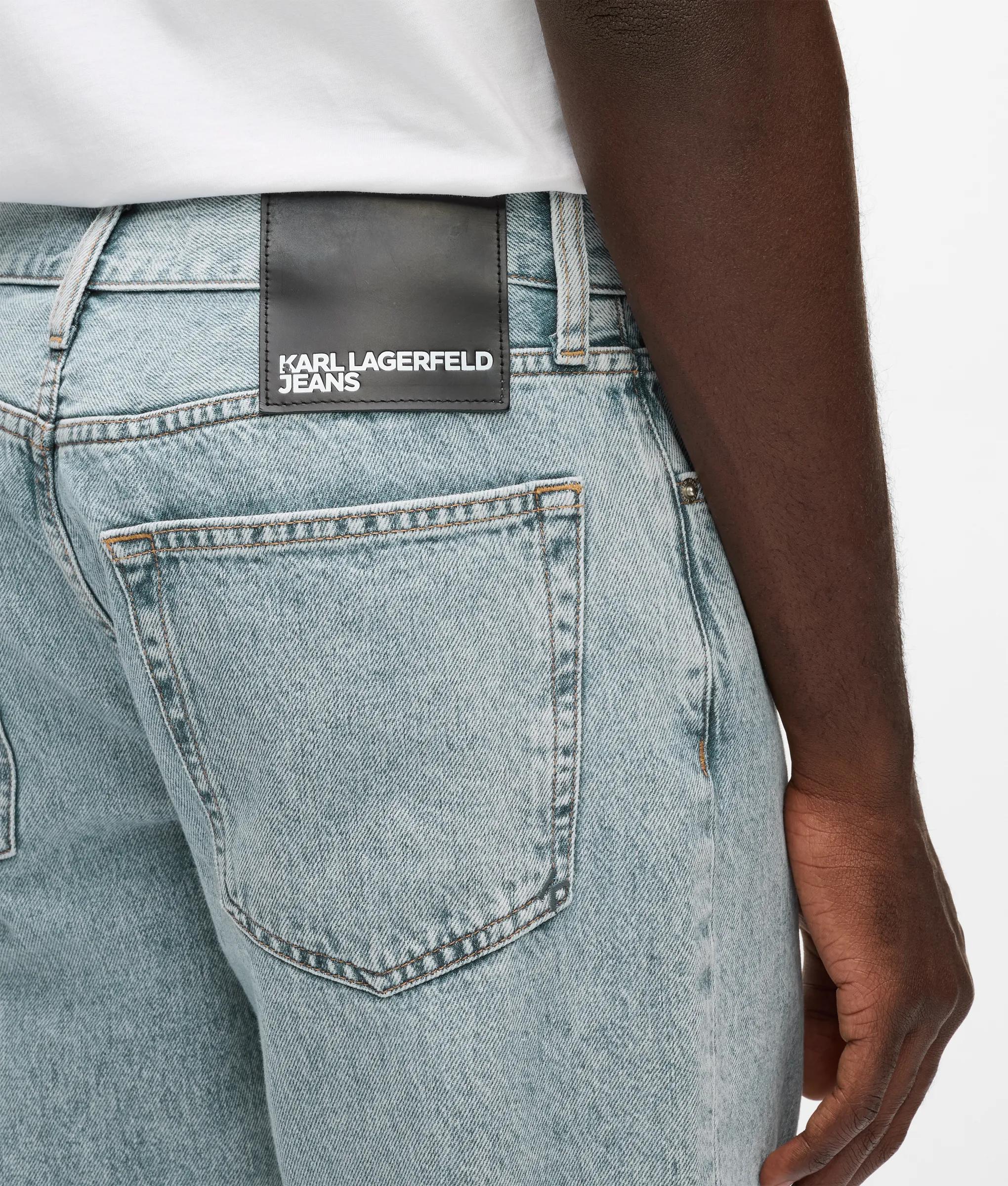 Rechte gebleekte jeans