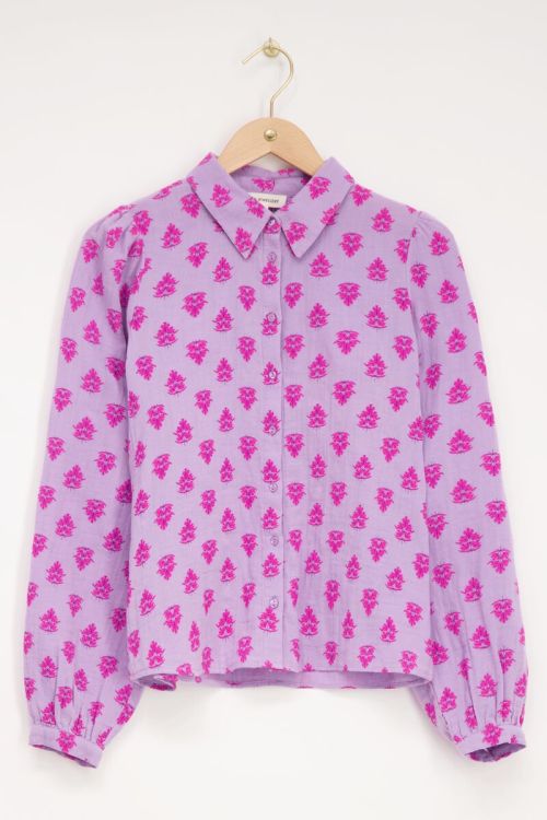 Lila blouse met roze bladeren