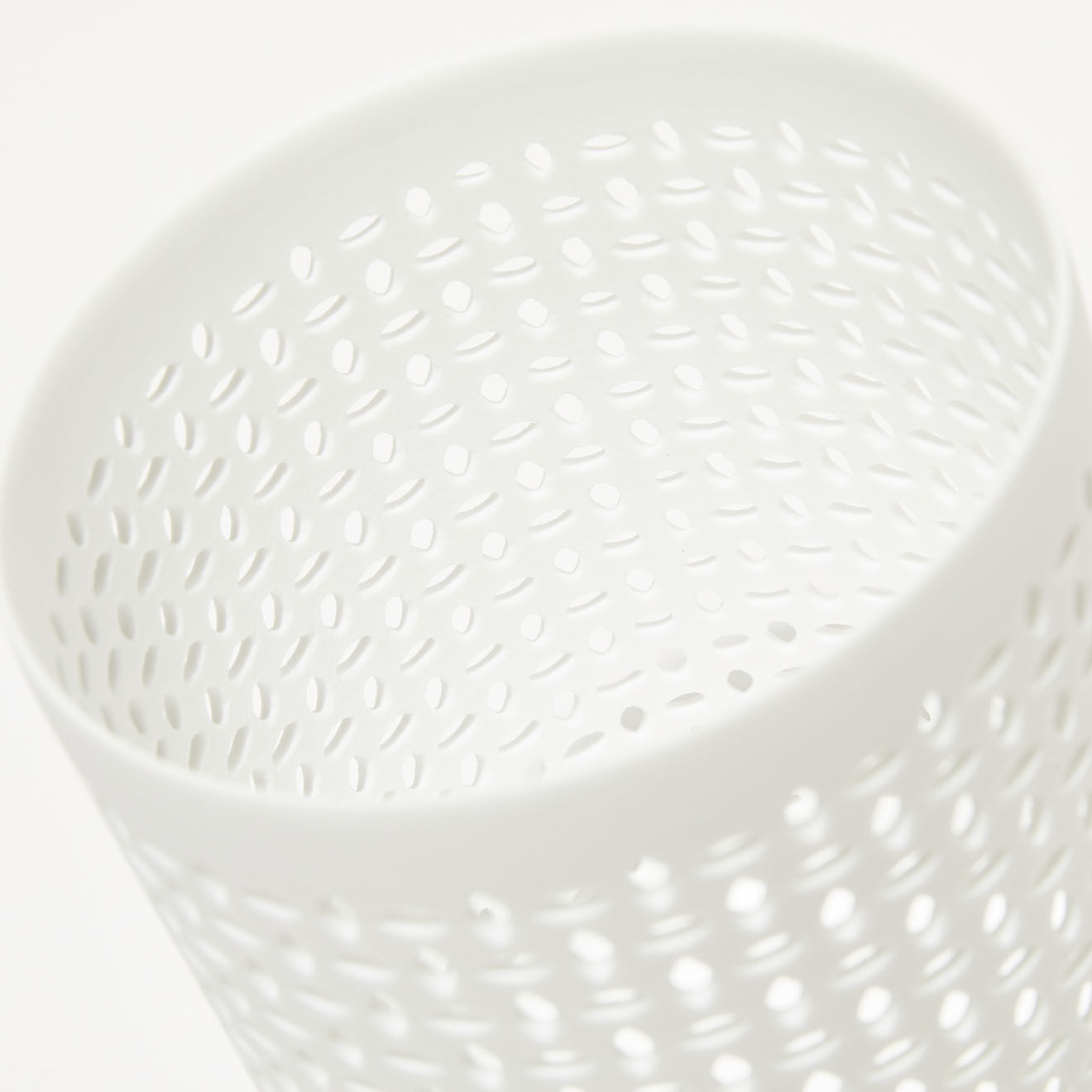 Pomax Photophore en Porcelaine Lace blanc - D.7.5xH.9.2 cm