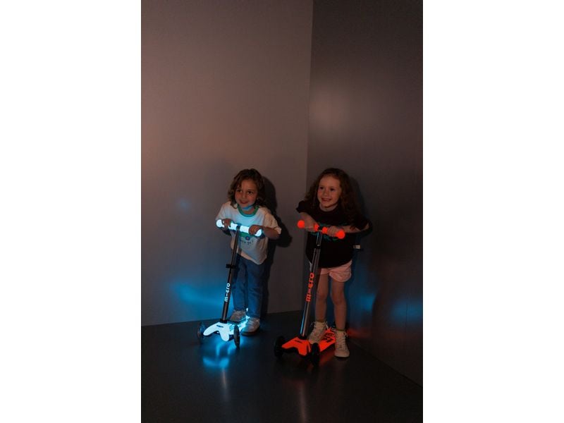 Micro Mobility Kickboard Maxi Micro Deluxe Glow LED Rot Scooter für Kinder