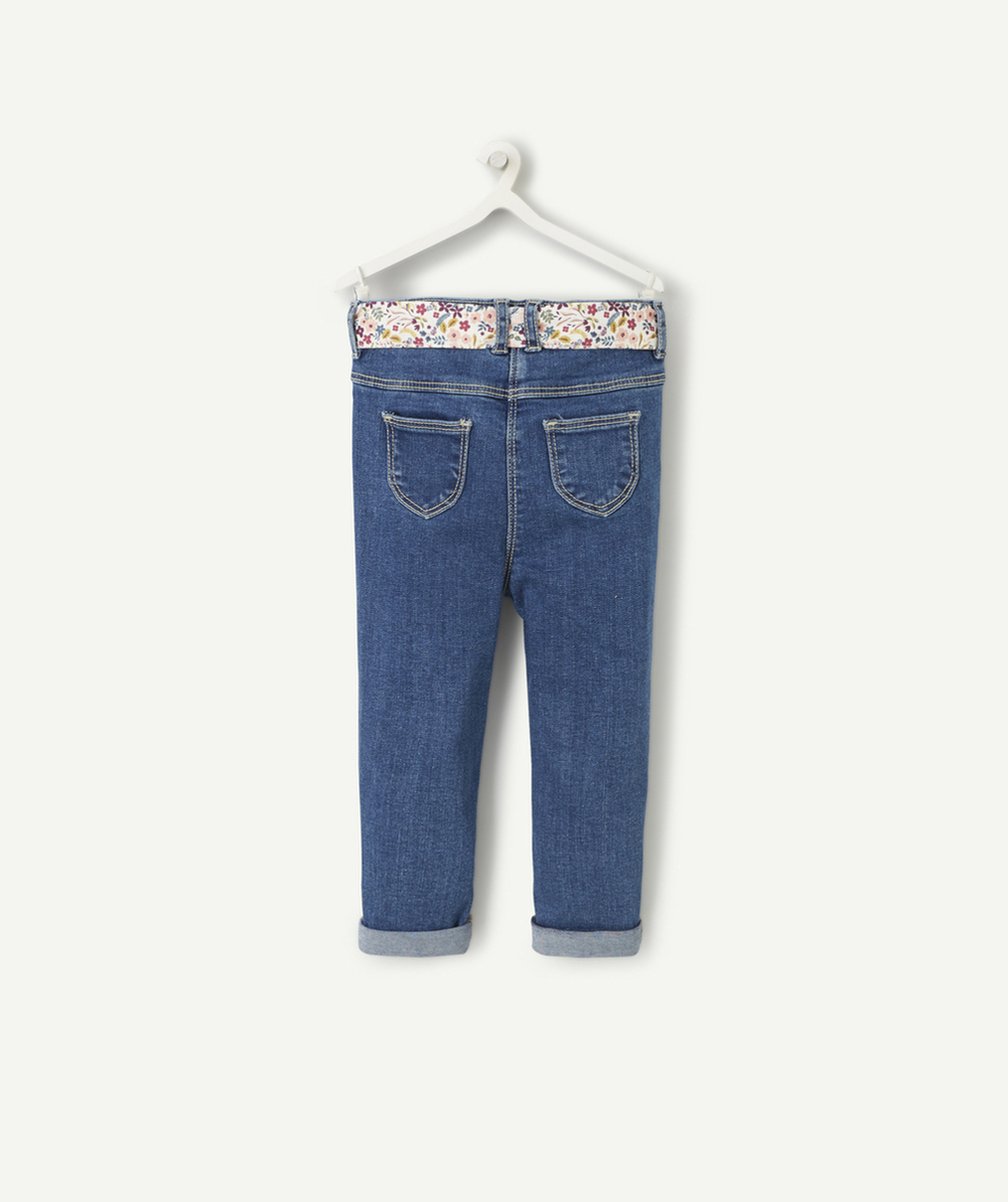 JEAN BÉBÉ FILLE EN DENIM LOW IMPACT ET CEINTURE FLEURIE