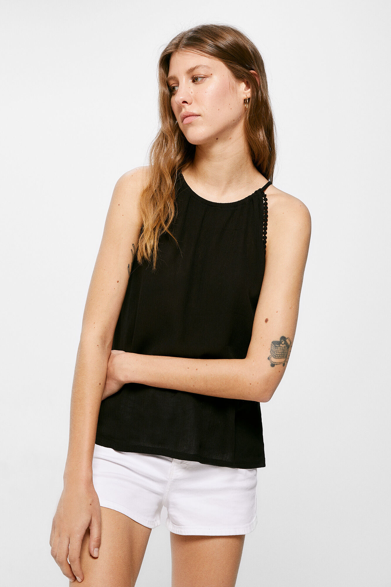 Top com decote halter - Preto