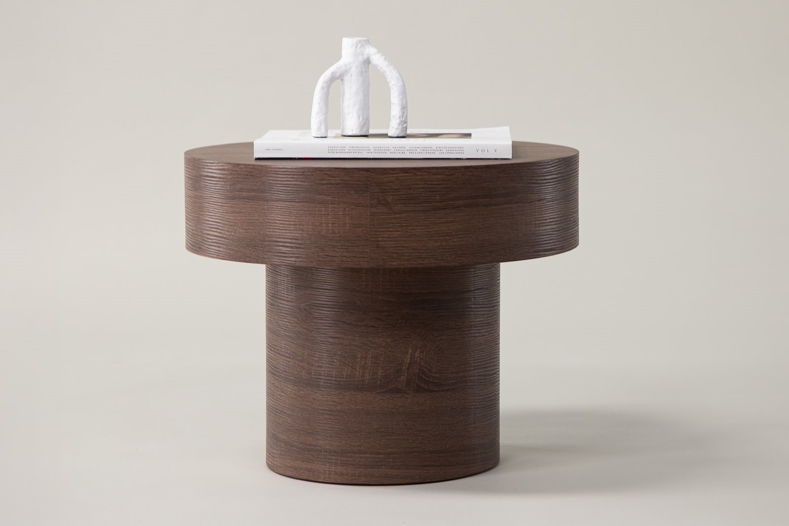 Malung Sidebord Brun fiberplate. Ø50 cm.