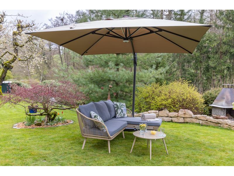 COCON Sonnenschirm mit LED, 300 x 300 cm, hängend, Taupe Eleganter Ampelschirm mit solarbetriebener LED-Beleuchtung