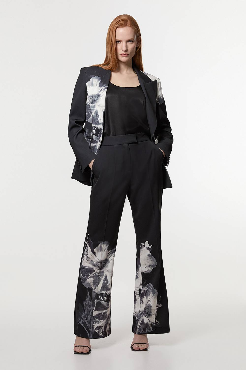 KarenMillen Pantalon à jambe large en crépe taillé sur mesure avec motif floral orné
