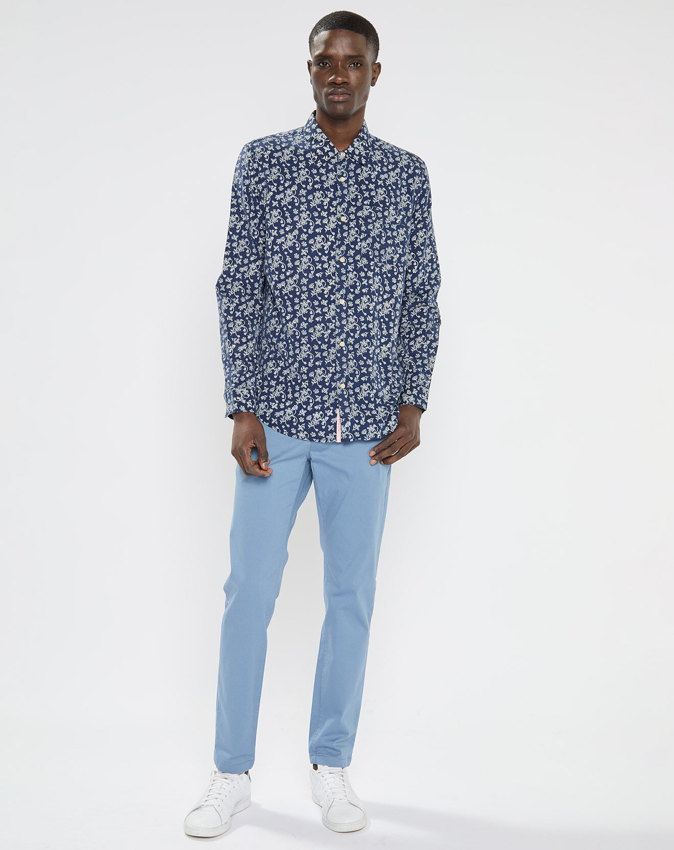 Scotch & Soda Pantalon Chino Super Slim Fit en Coton Bio mélangé Stretch bleu ciel
