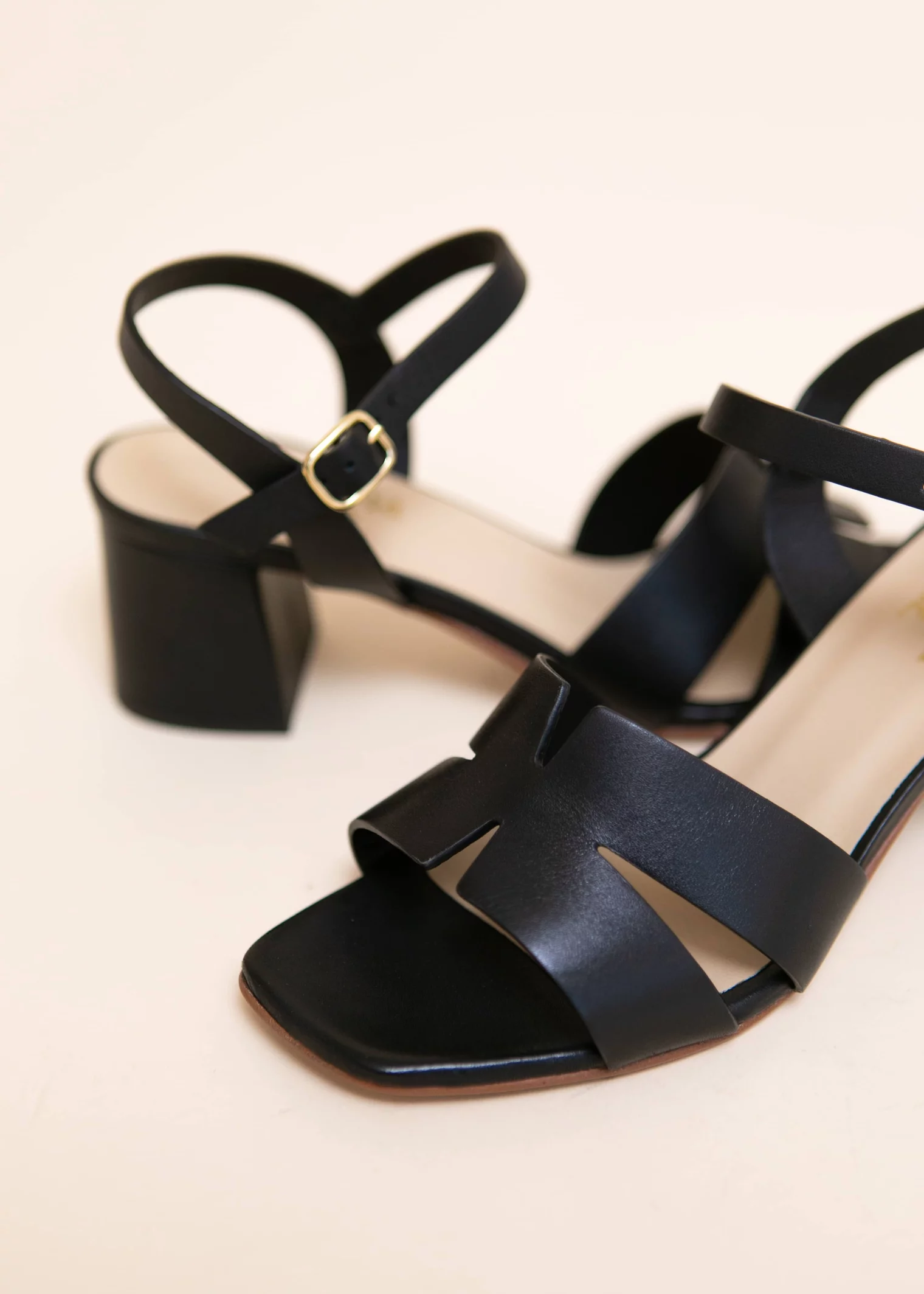 SANDALE BARNSLEY CUIR NOIR