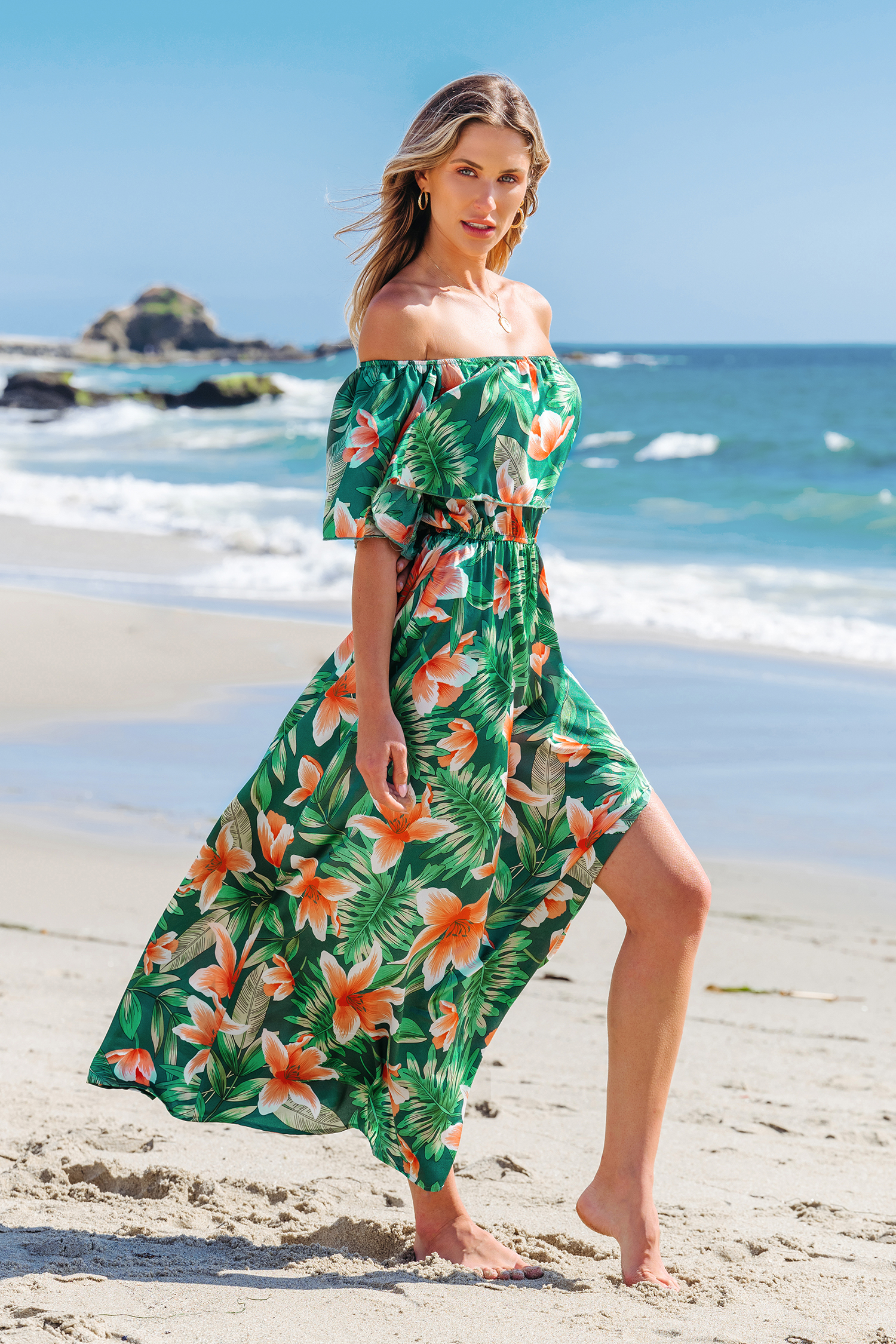 Robe maxi à épaules dénudées et corsage à volants vert et orange