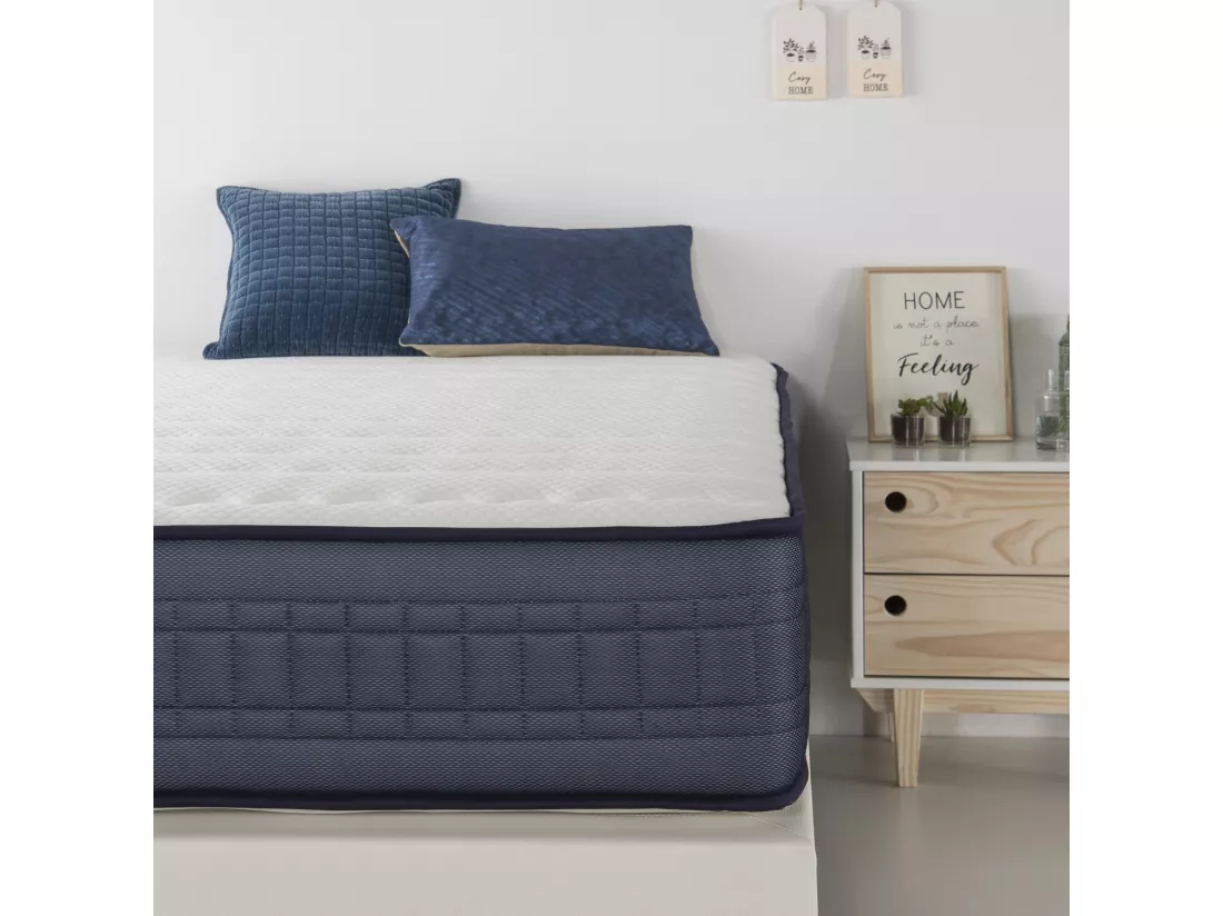 Matelas à mémoire de forme IMPERIAL 140x190,25cm.