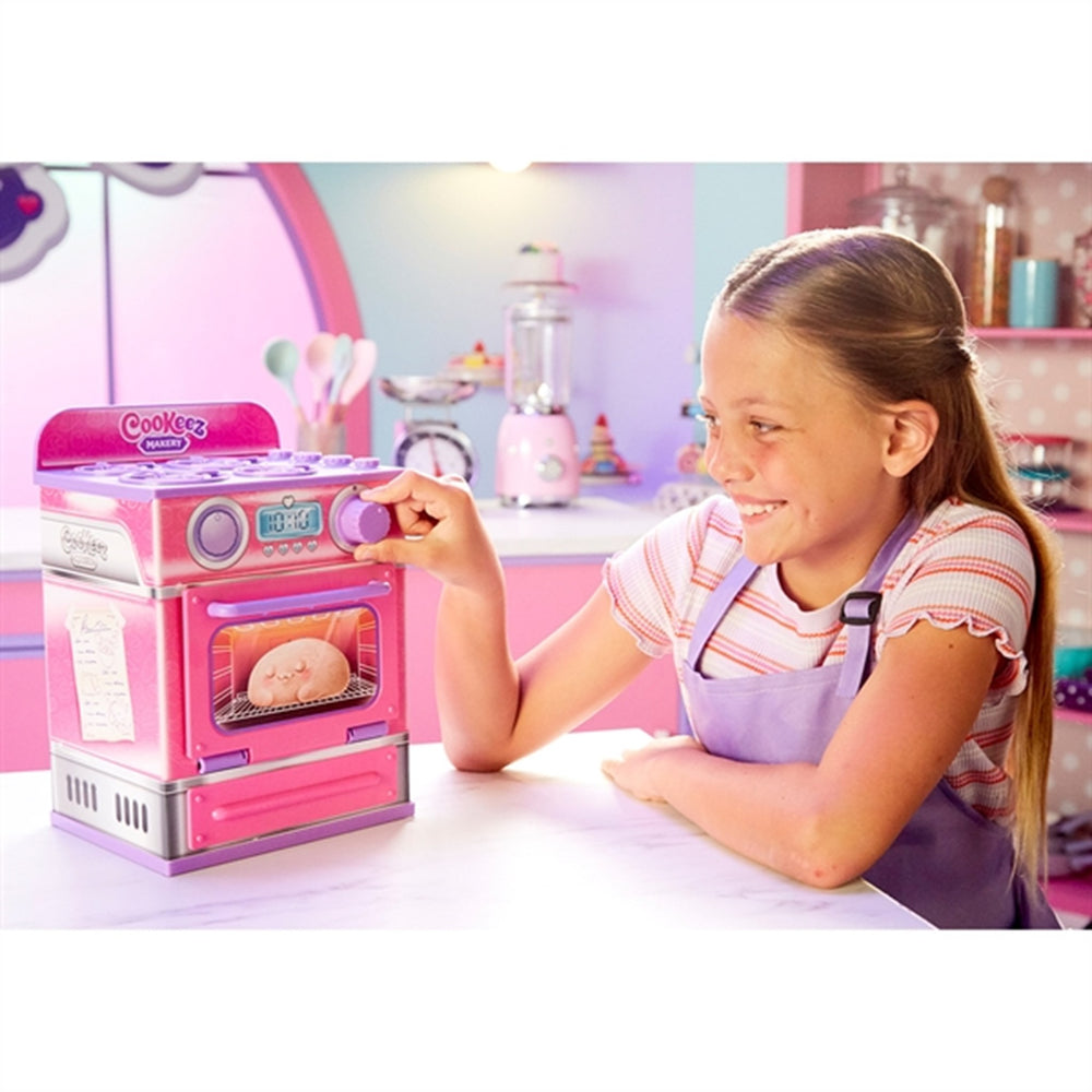 Køb Cookeez Makery Oven Playset Cinnamon