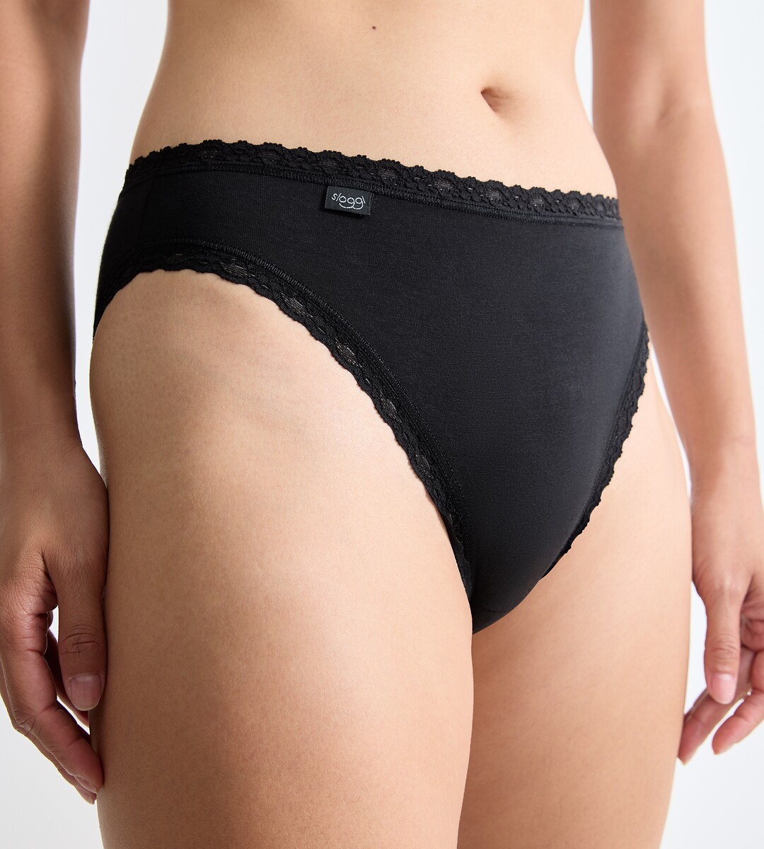 SLOGGI<br>Conjunto de 3 calcinhas 24/7 em algodão com renda, corte alto