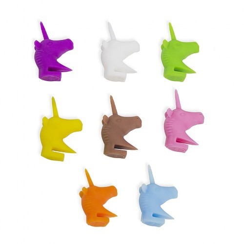 Copos da marca Unicorn, em formato de unicórnio, cores sortidas