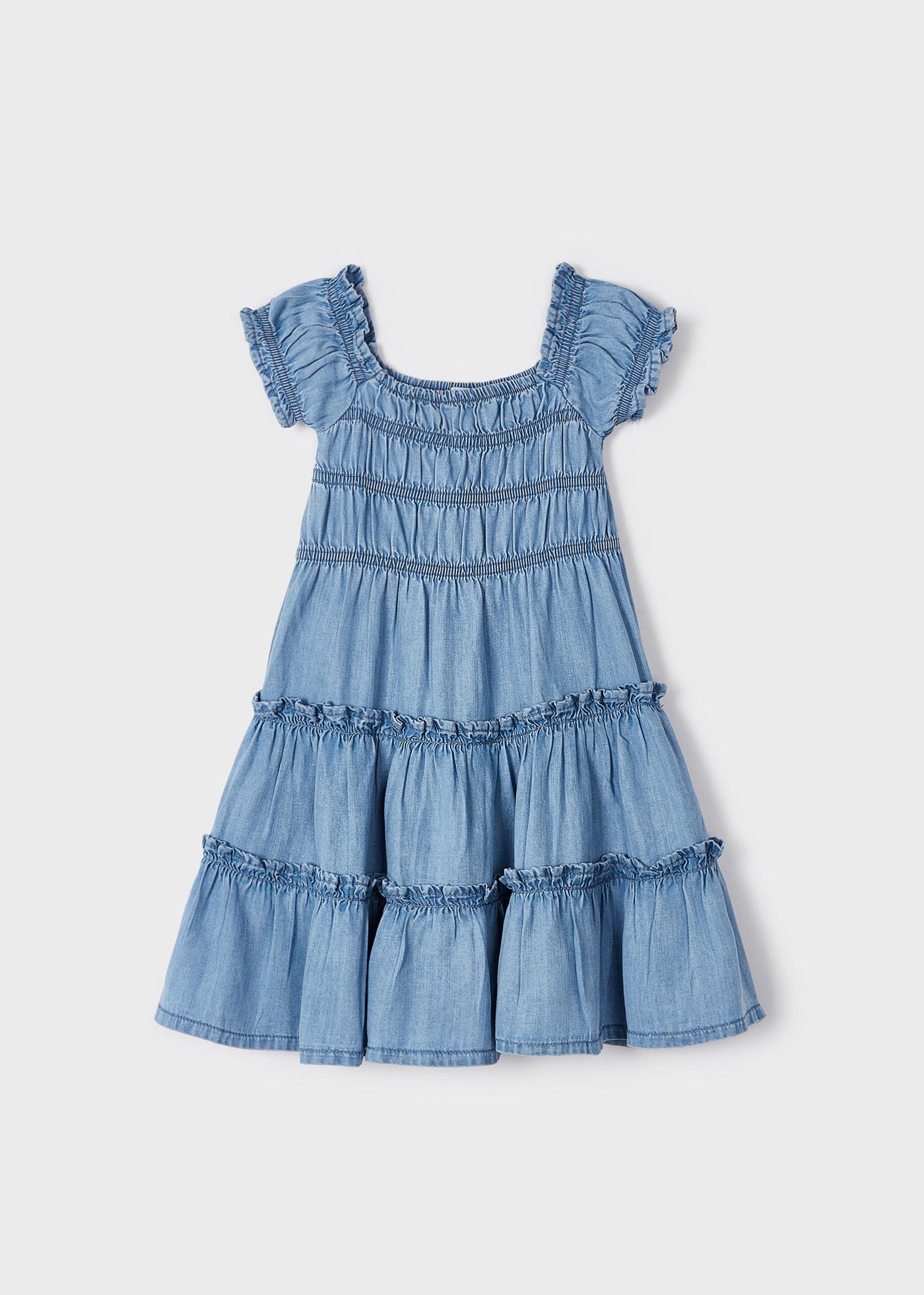 Vestido fluido infantil confeccionado em TENCEL™ Lyocell