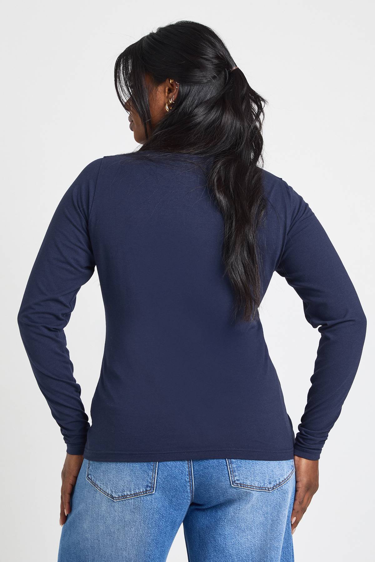 boohoo Haut Grande Taille à Boutonnage Latéral et Manches Longues