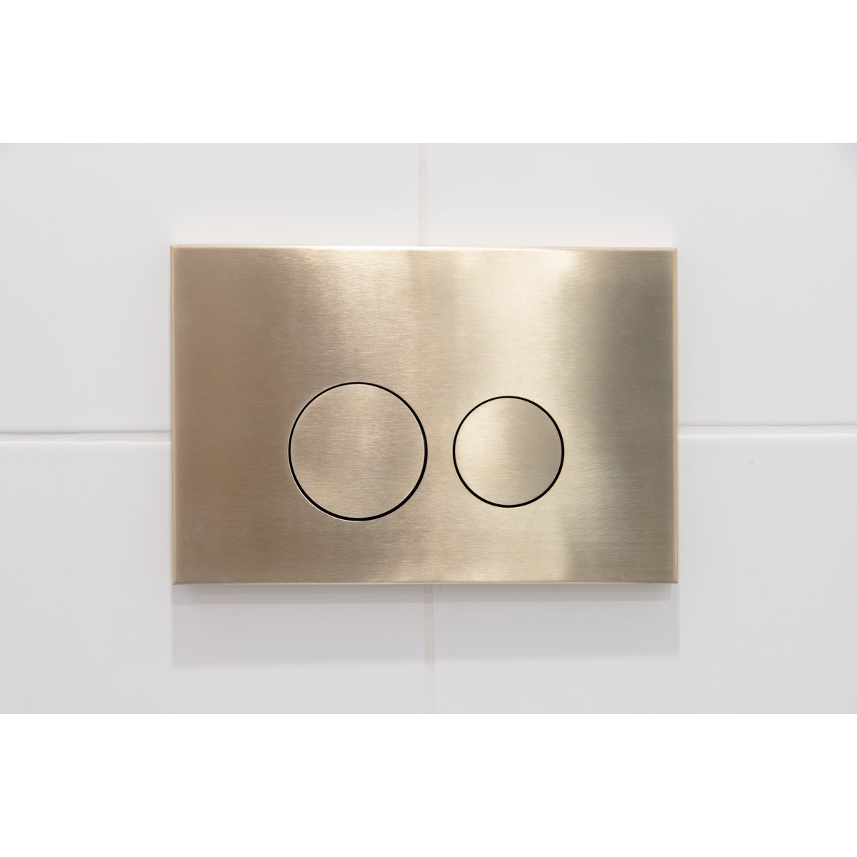 Qeramiq Push metalen drukplaat geborsteld messing met ronde knoppen voor o.a. UP320 inbouwreservoir