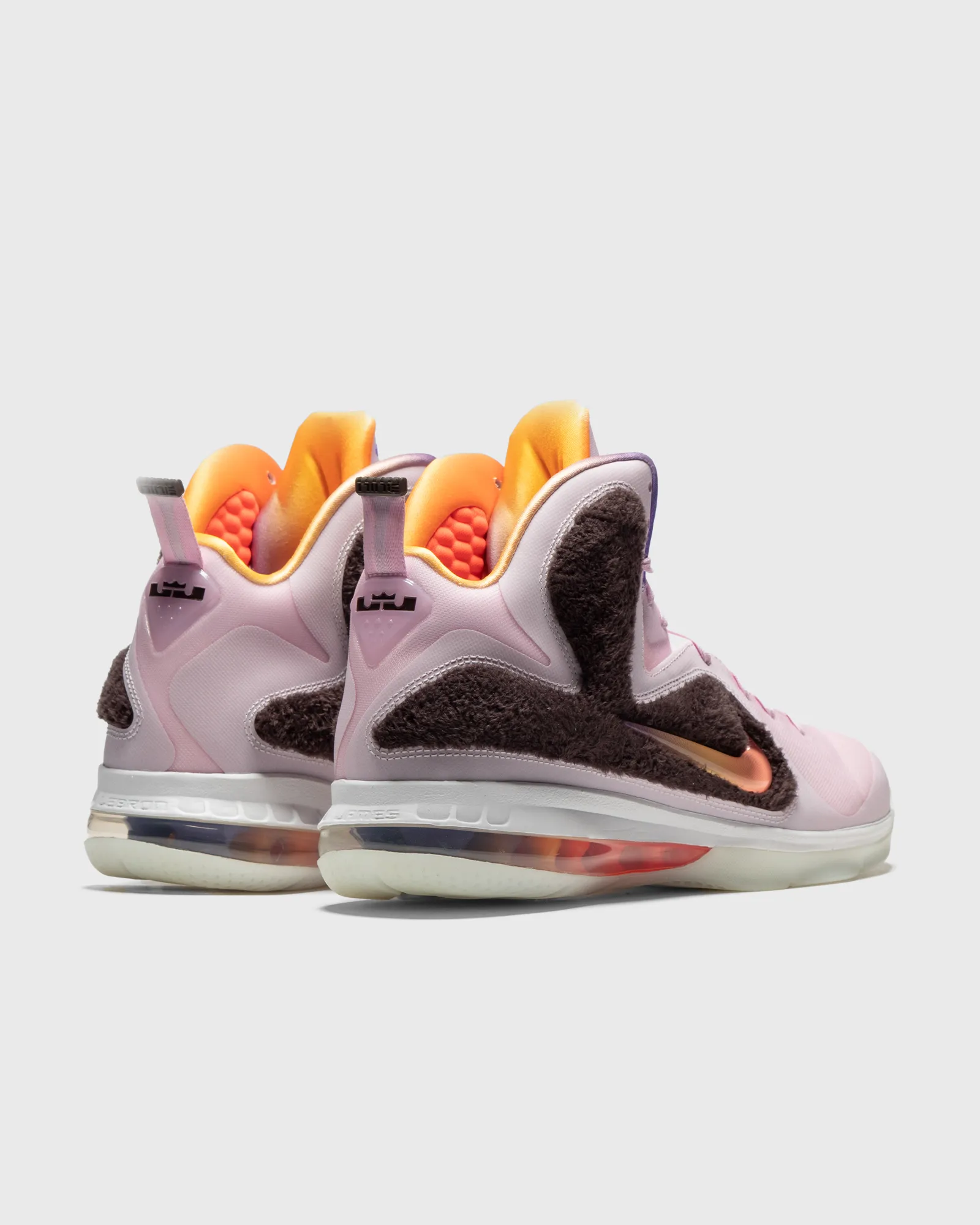 Nike LEBRON IX