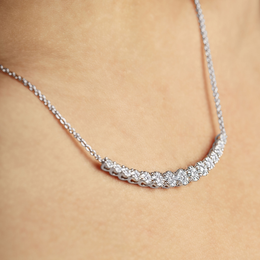 1.00 Karat Diamantencollier 750/18 K Weissgold