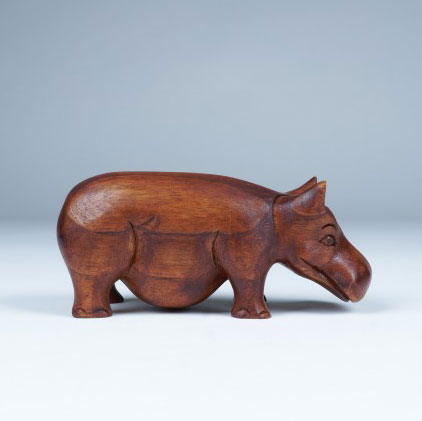Handgeschnitzte Figur 'Nilpferd', B 17 cm, H 7 cm, L 8 cm von fischer's lagerhaus