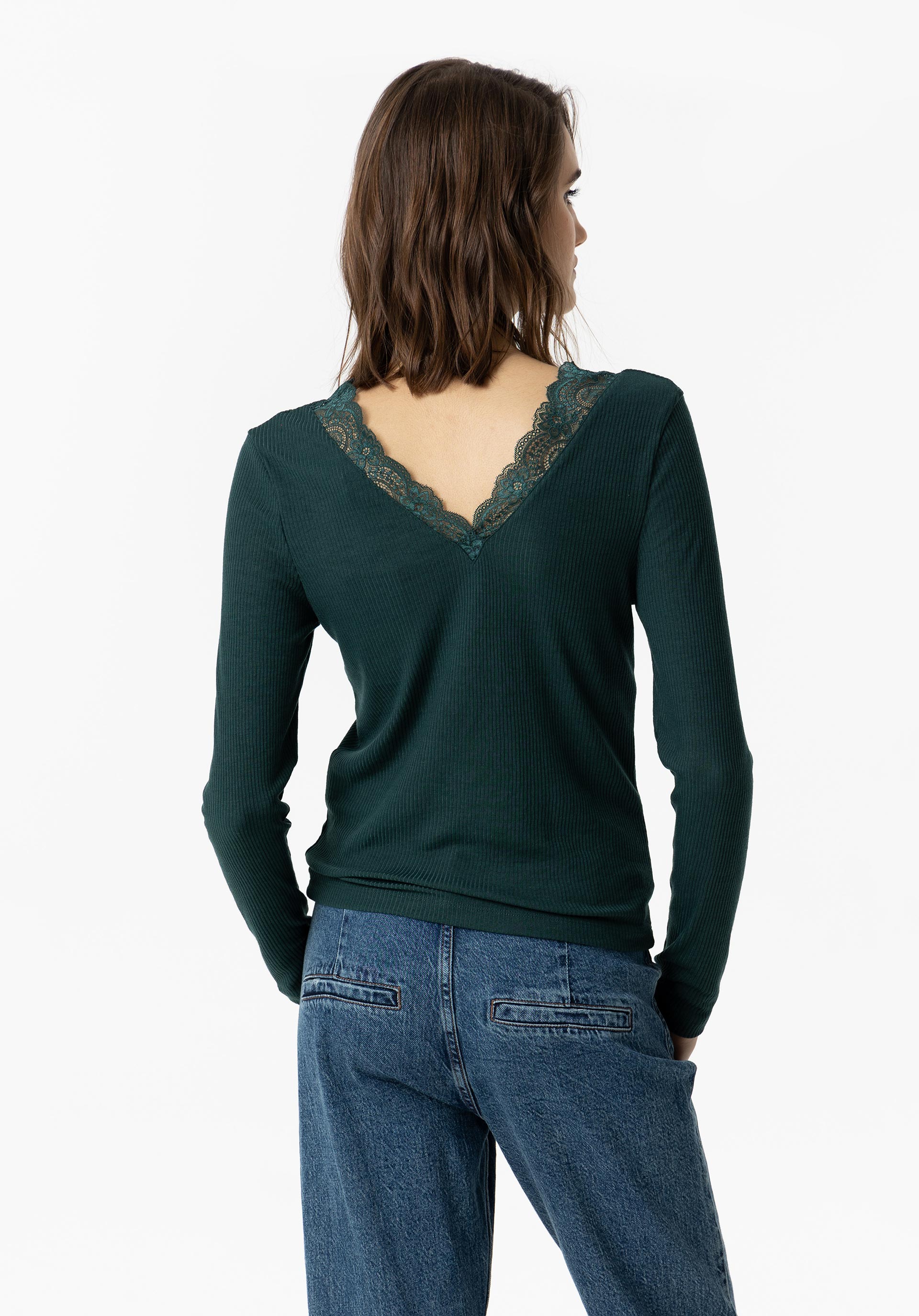 T-shirt Canelada com Renda