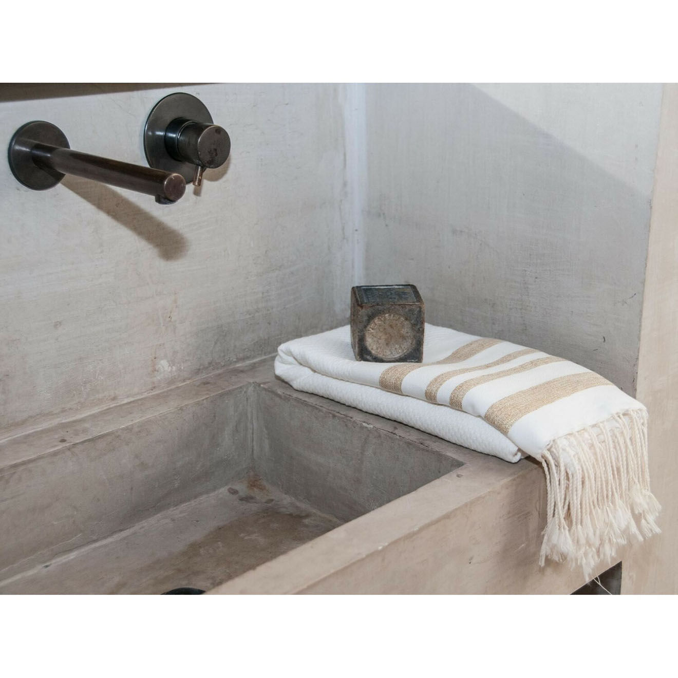 Febronie Fouta Nid d'Abeille Lurex Hamptons blanc/doré - 100x200 cm