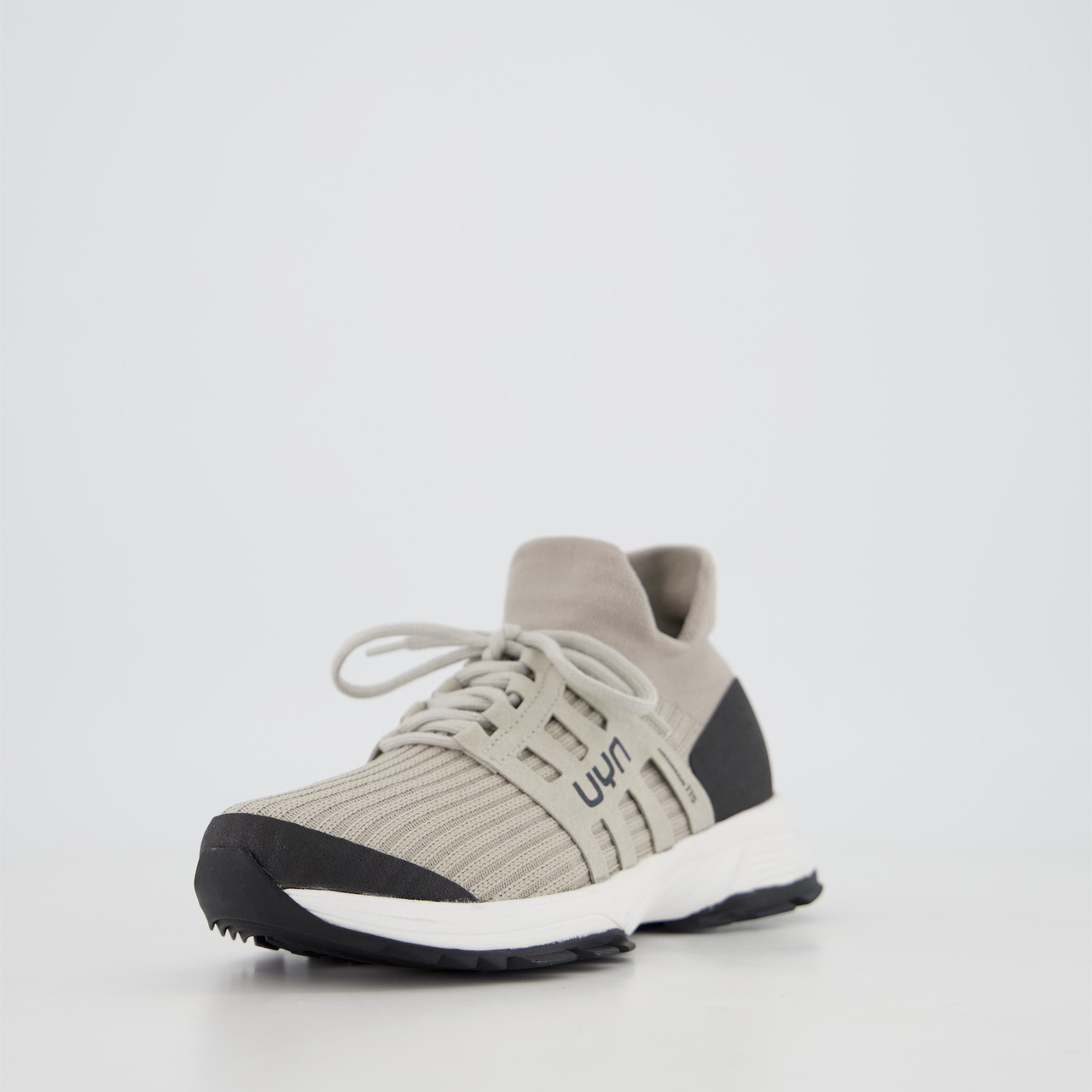 UYN UYN LADY WANDER SHOES