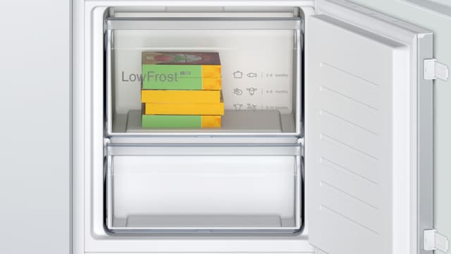Bosch Serie 2 kølefryseskab KIV875SE0 (integreret)