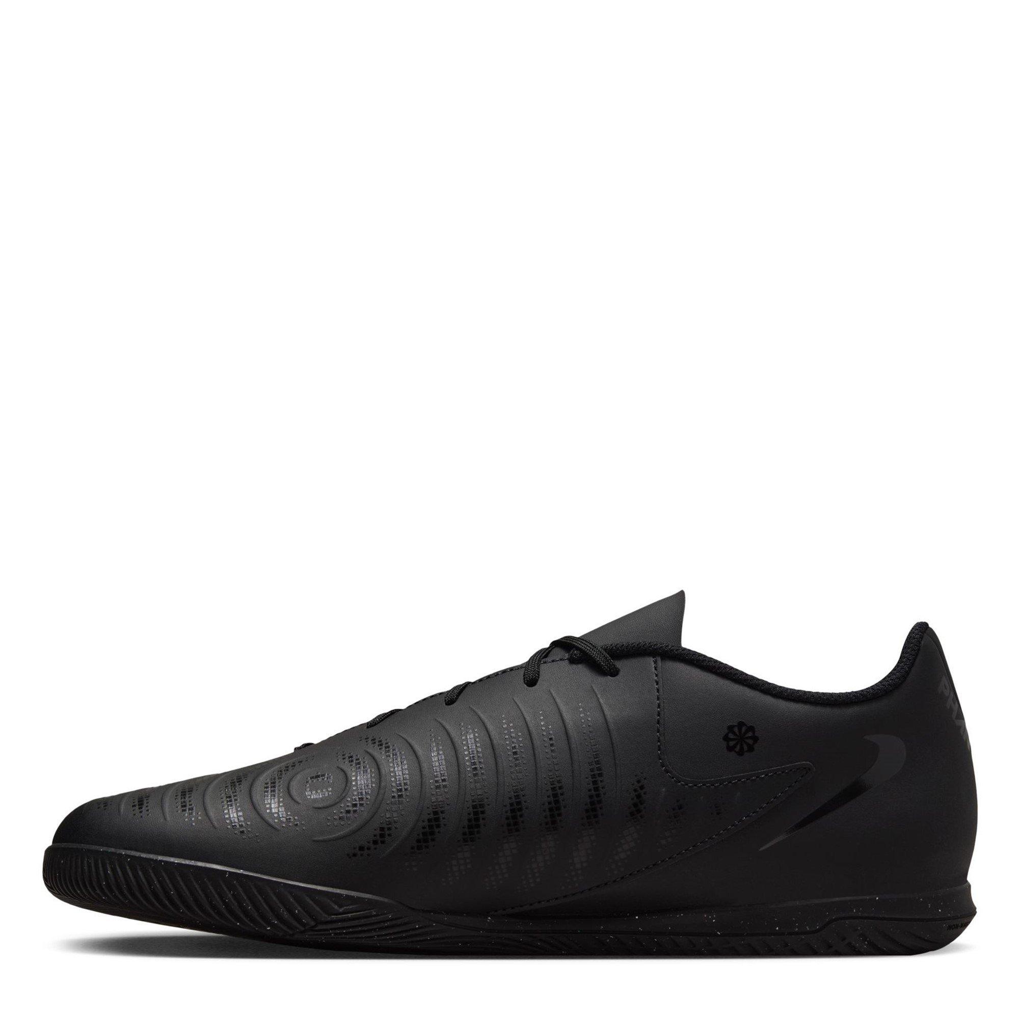 Nike Phantom GX 2 Club Indoor Court Football Boots
