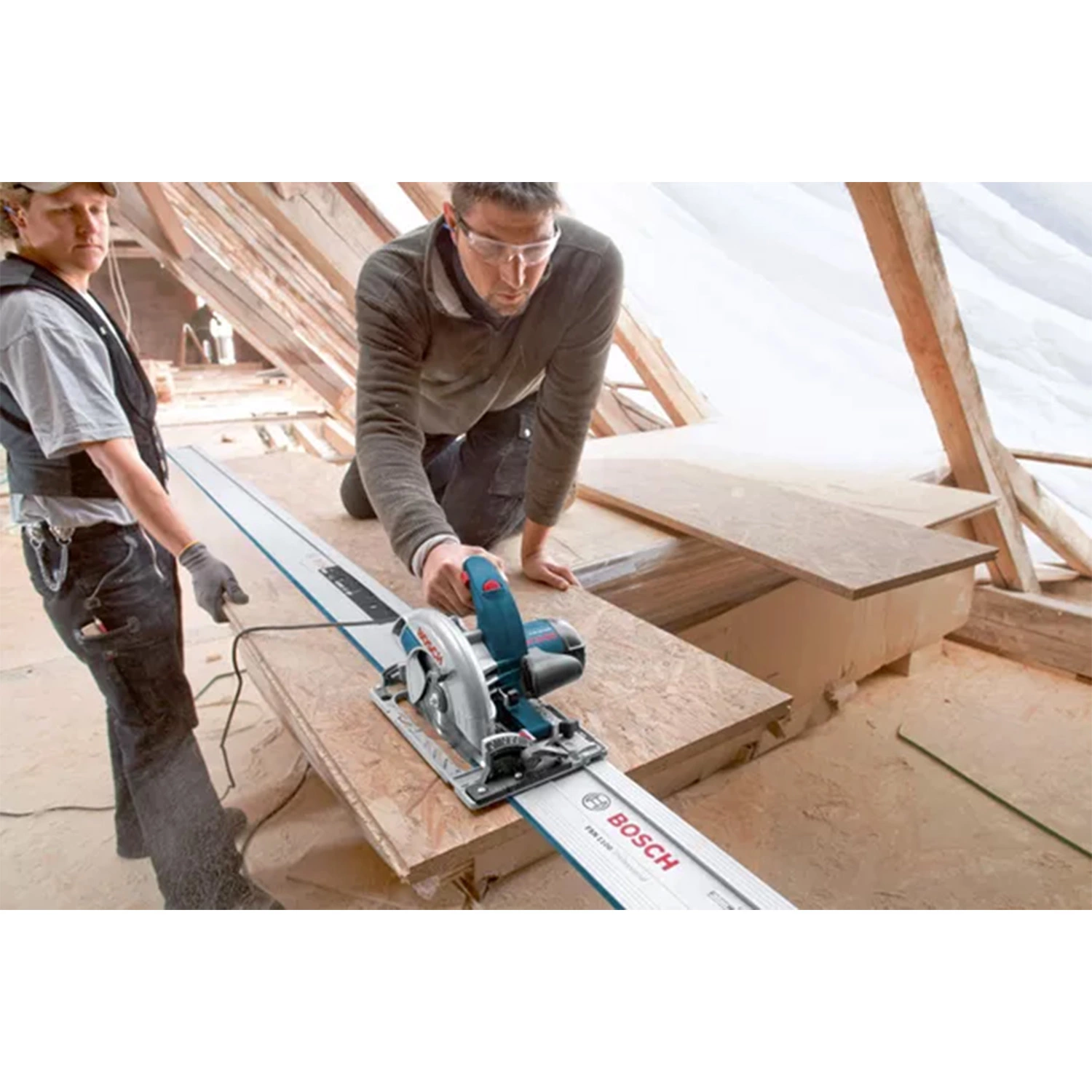 Bosch GKS 65 GCE Cirkelzaag en geleiderail in L-Boxx - 1800W - 190mm