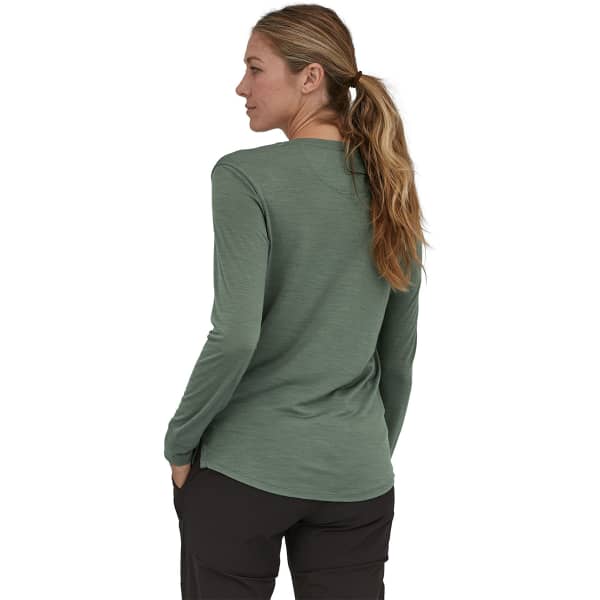 T-shirt randonnée PATAGONIA W'S L/S CAP COOL MERINO GRAPHIC SHIRT SLOW GOING: HEMLOCK GREEN