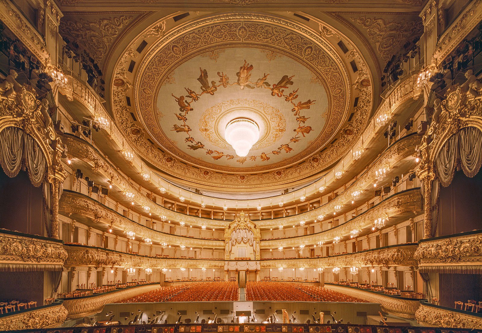 Mariinski Theater by Rafael Neff - Limited Edition. Edition of: 150. Signed.
