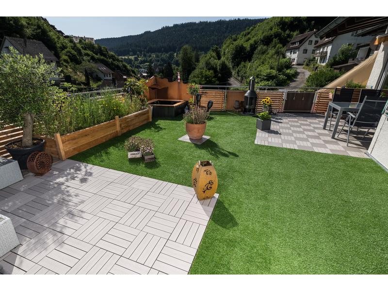 Florco Balkon-& Terrassenplatten Rasen 30 x 30, 11 Stk. Kunstrasen Bodenplatte