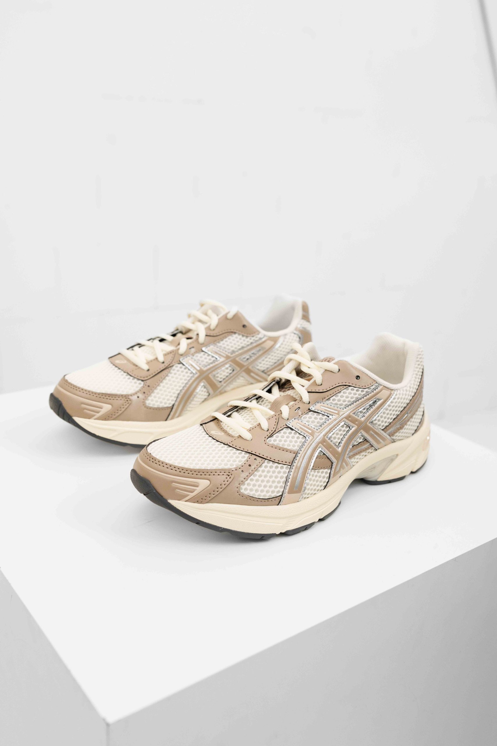Asics Gel-1130 Sneakers Unisex Cream/Bruin