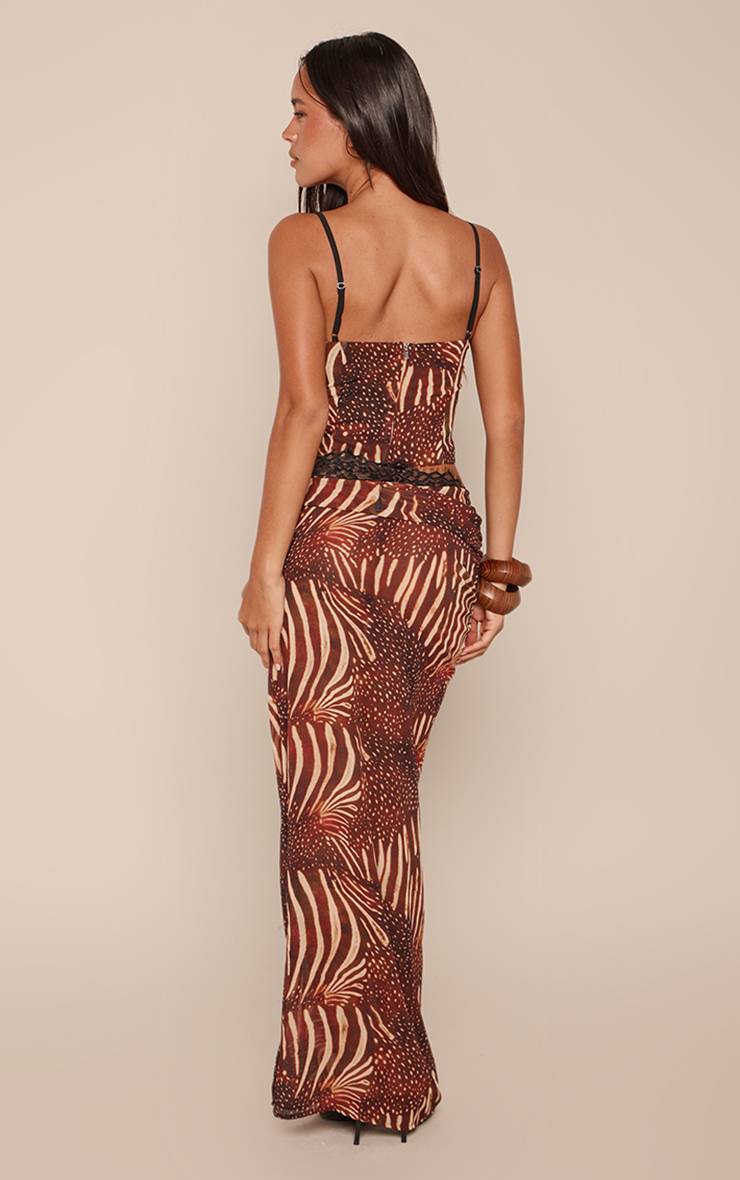 Marron Ensemble Jupe Longue Coordonnée En Mousseline Imprimé Abstrait Avec Détails En Dentelle