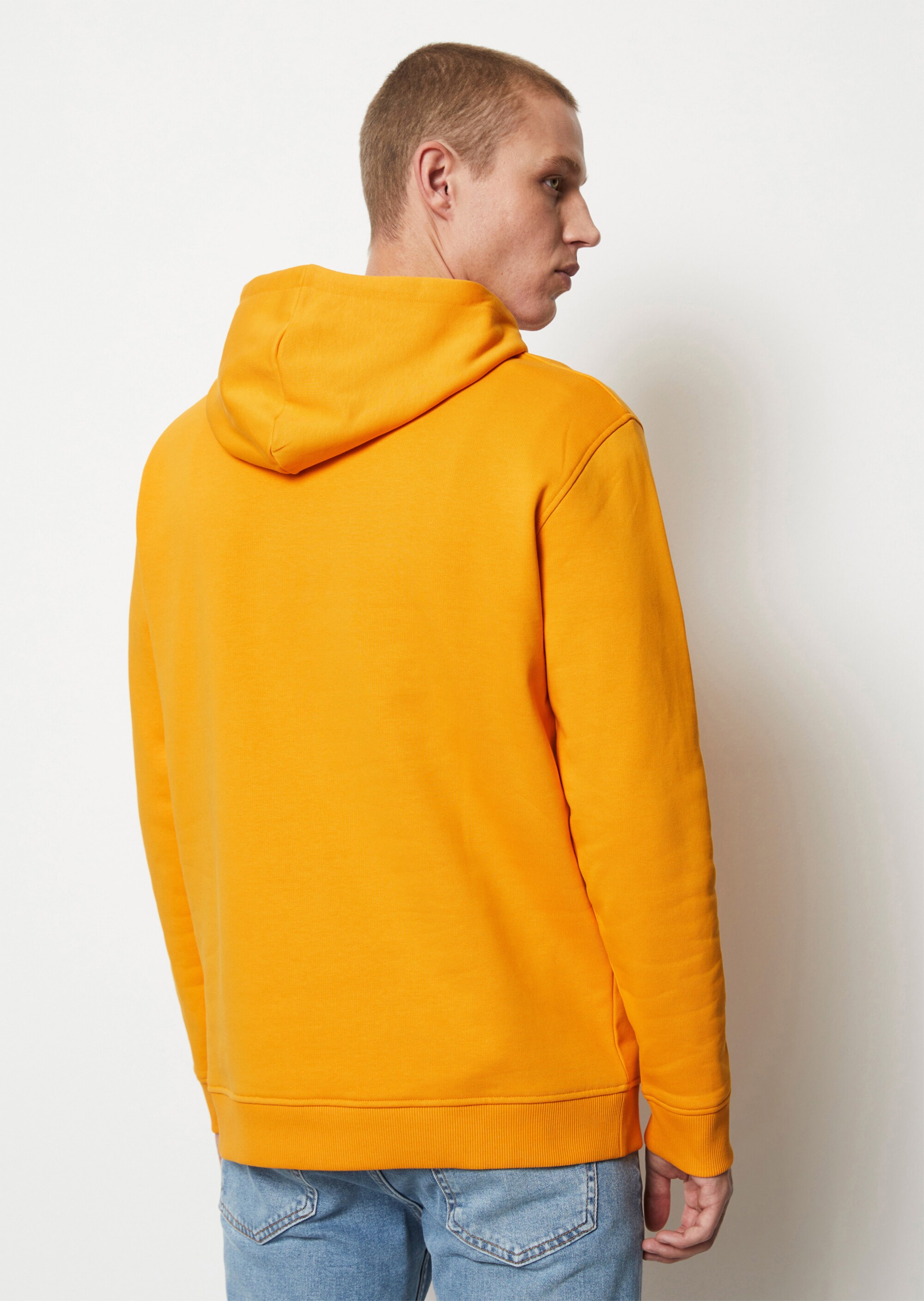 Hoodie relaxed aus hochwertiger Bio-Baumwolle