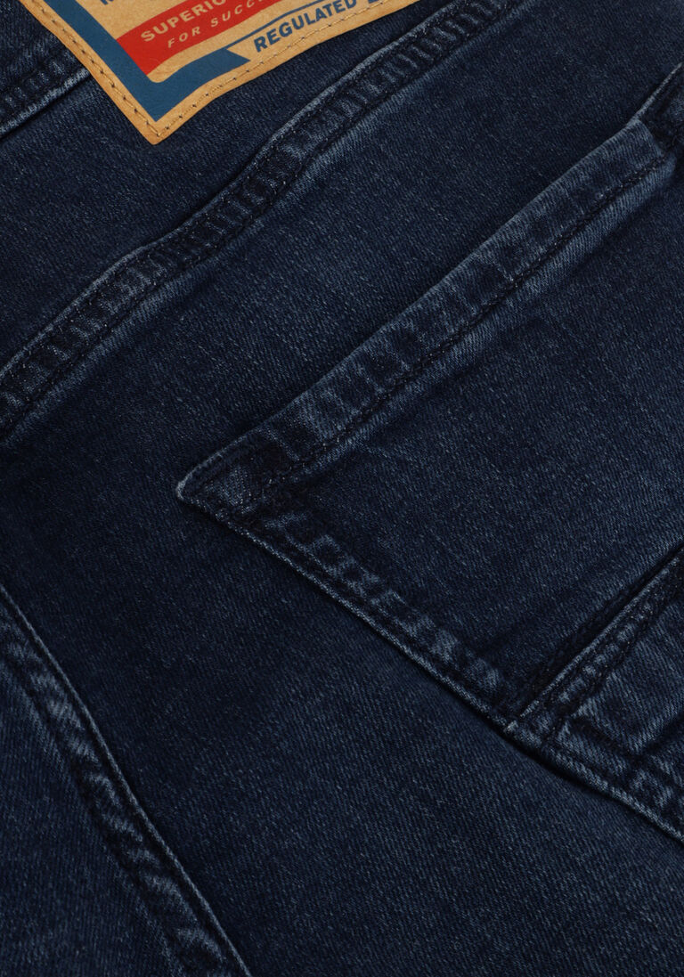DIESEL donkerblauwe diesel straight leg jeans 1986 larkee-beex