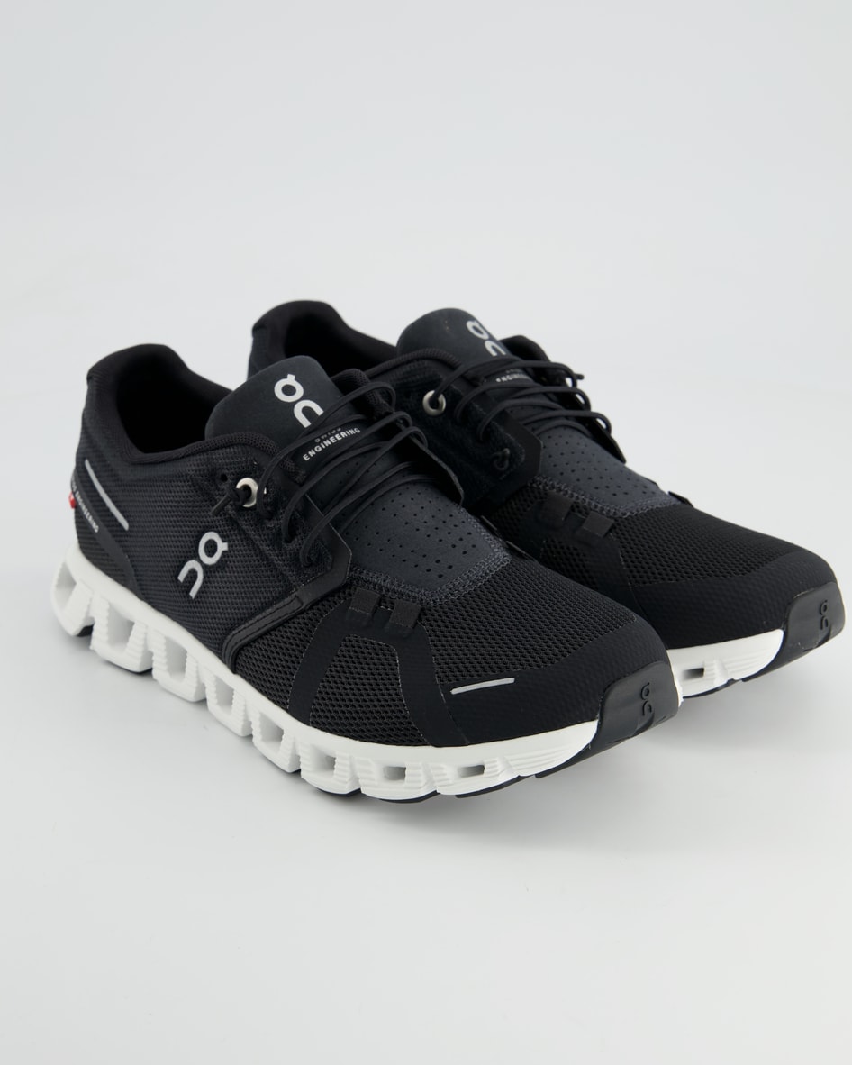 ON Running Cloud 5 Sportschuhe in Schwarz