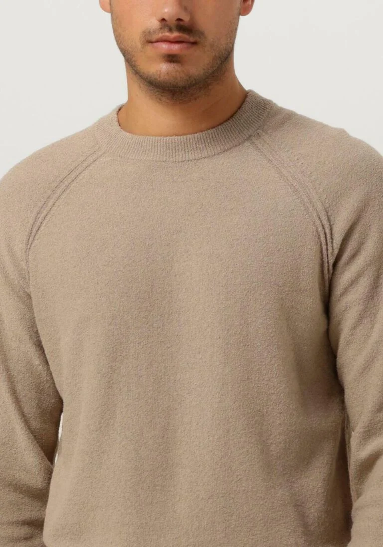 SAINT STEVE beige saint steve trui maikel