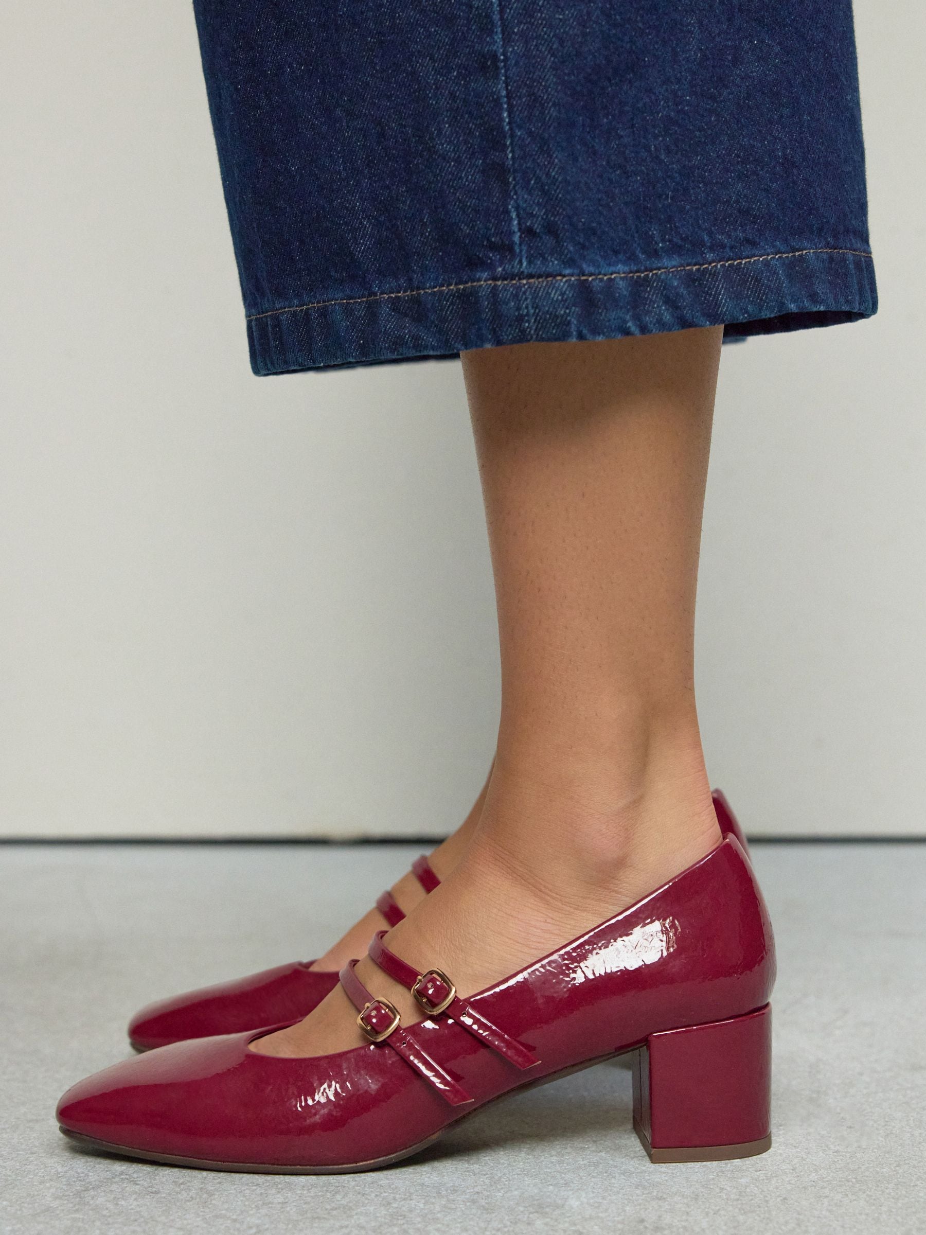 Bordeauxrood - Forever Comfort® Round Toe Mary Jane Block Heels