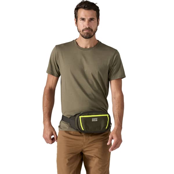 SFS592_Sacs banane PATAGONIA FIELDSMITH HIP PACK PINE NEEDLE GREEN